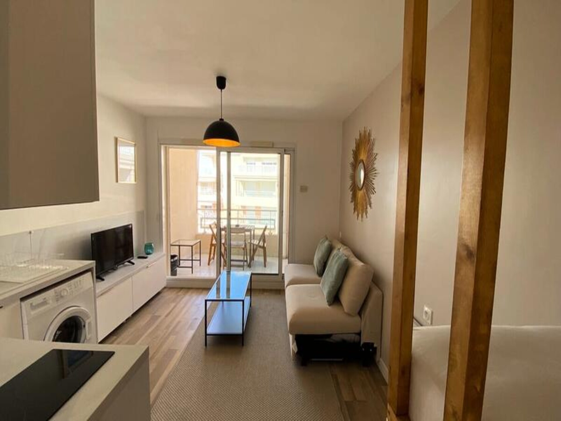 Gerenoveerde studio in Golfe Juan met zeezicht en zwembad - foto 25