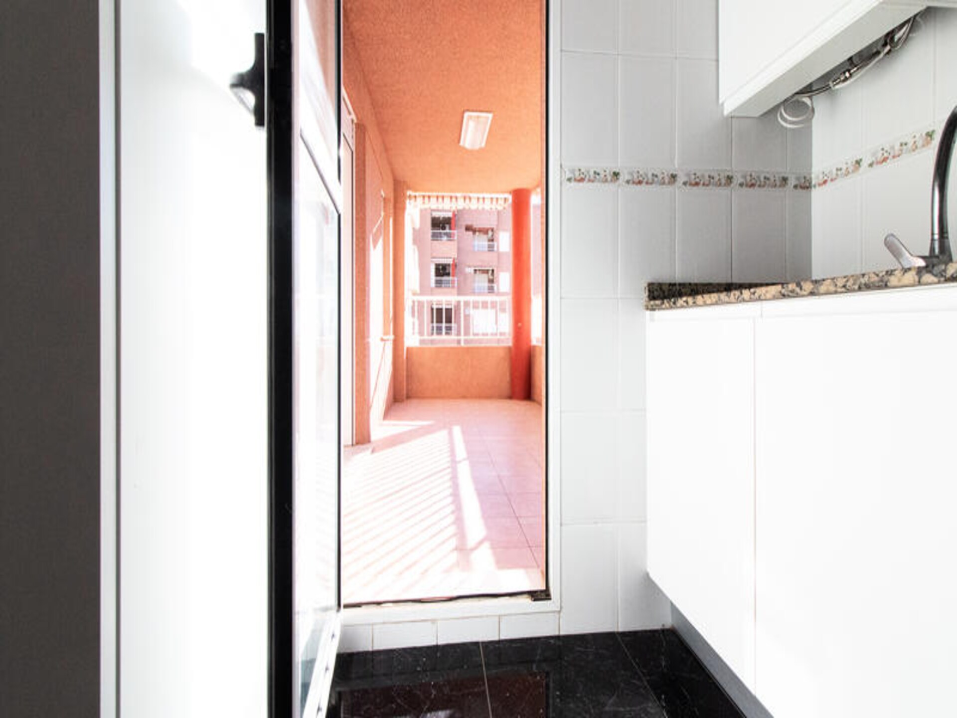 Ruim familieappartement met zwembad, vlakbij strand Canet d'En Berenguer - foto 13