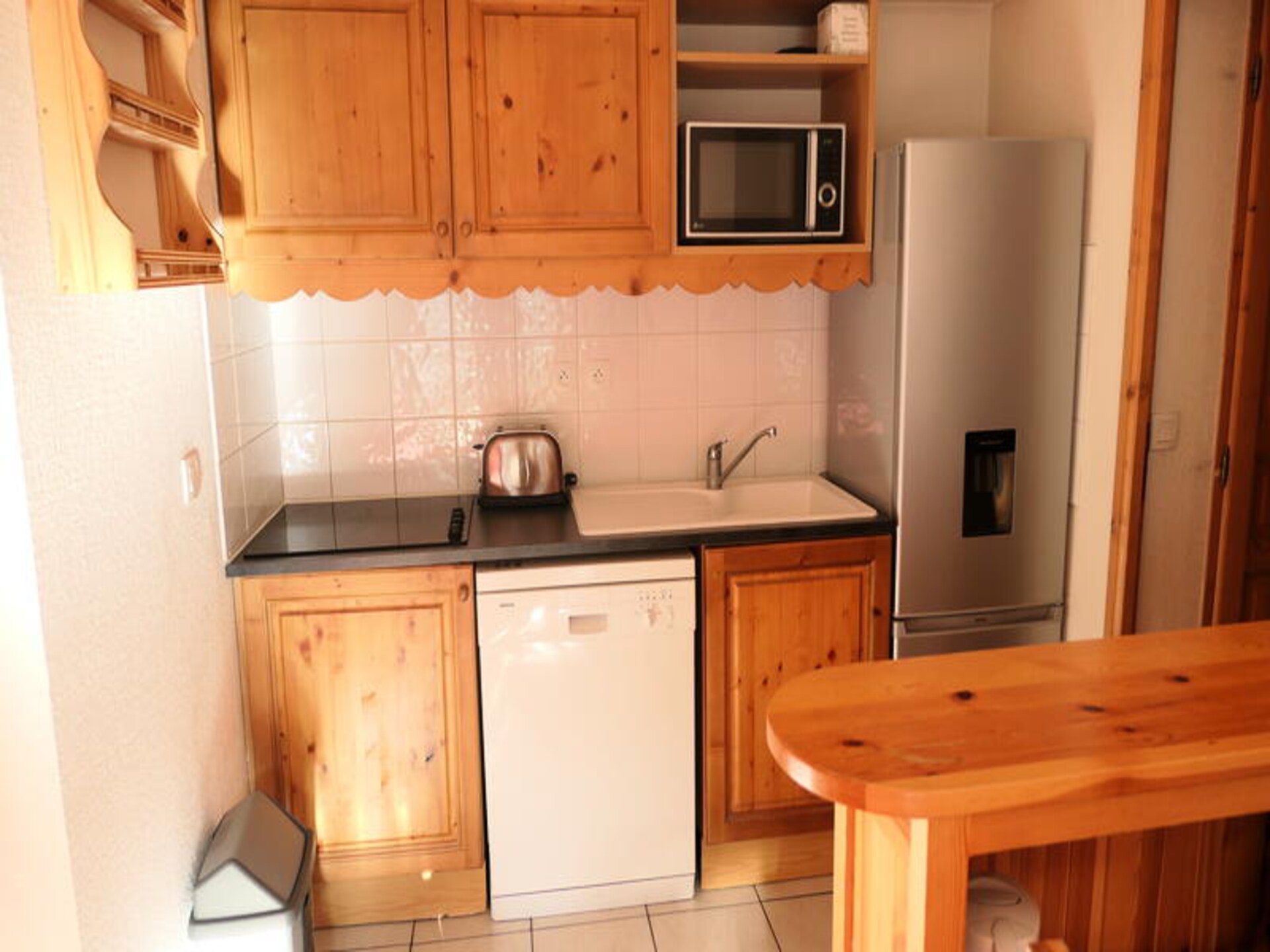 Appartement 6p aan voet Mont Blanc met zwembad, vlakbij skilift - foto 11