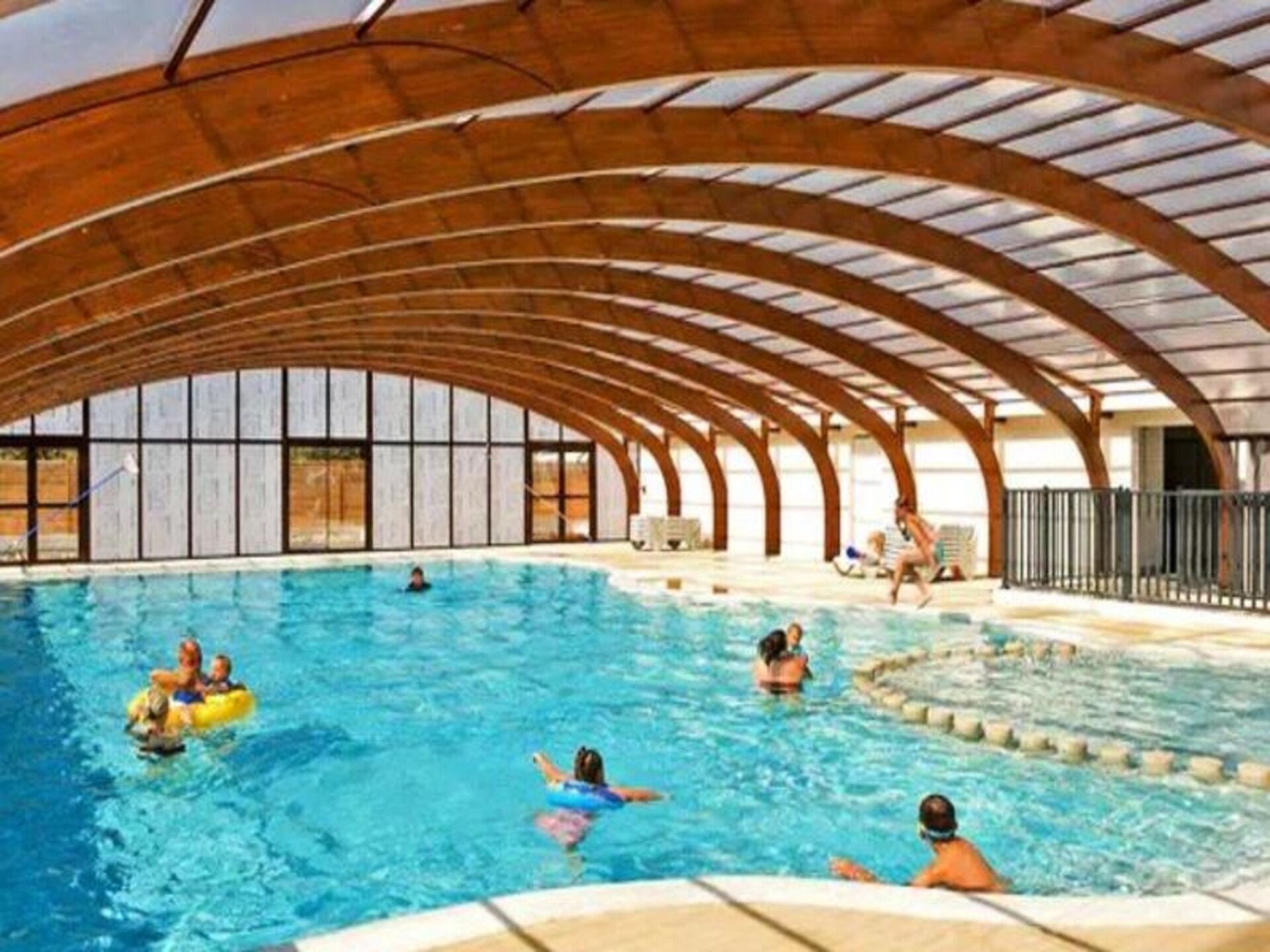 Stacaravan aan zee in Sarzeau met zwembad en spa, 6 personen - foto 26