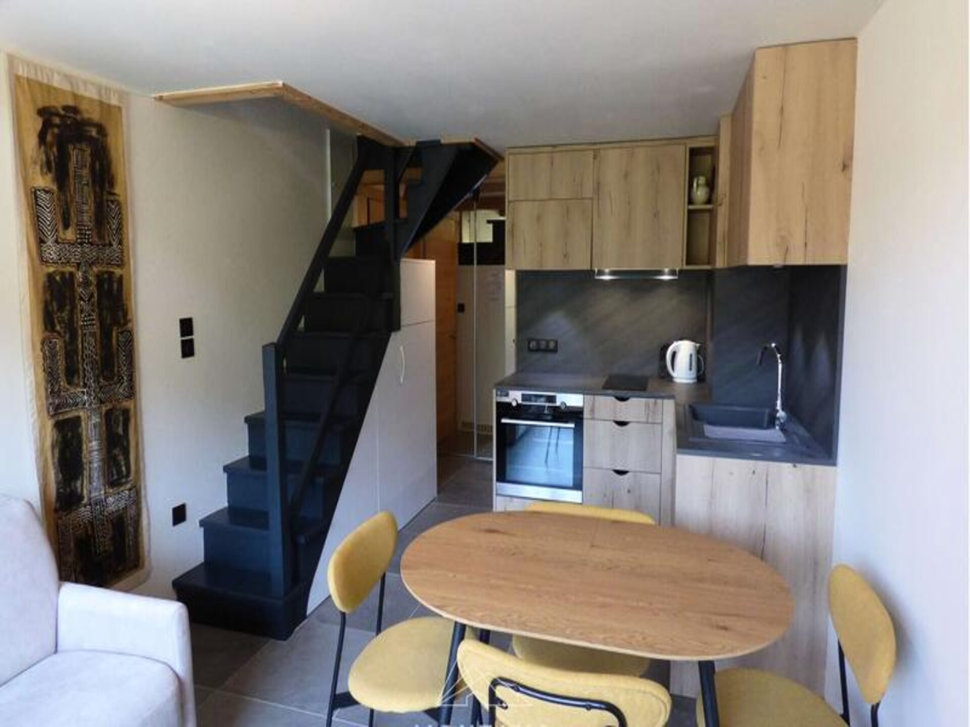 Modern appartement met balkon op het zuiden en uitzicht op Lachat - foto 3