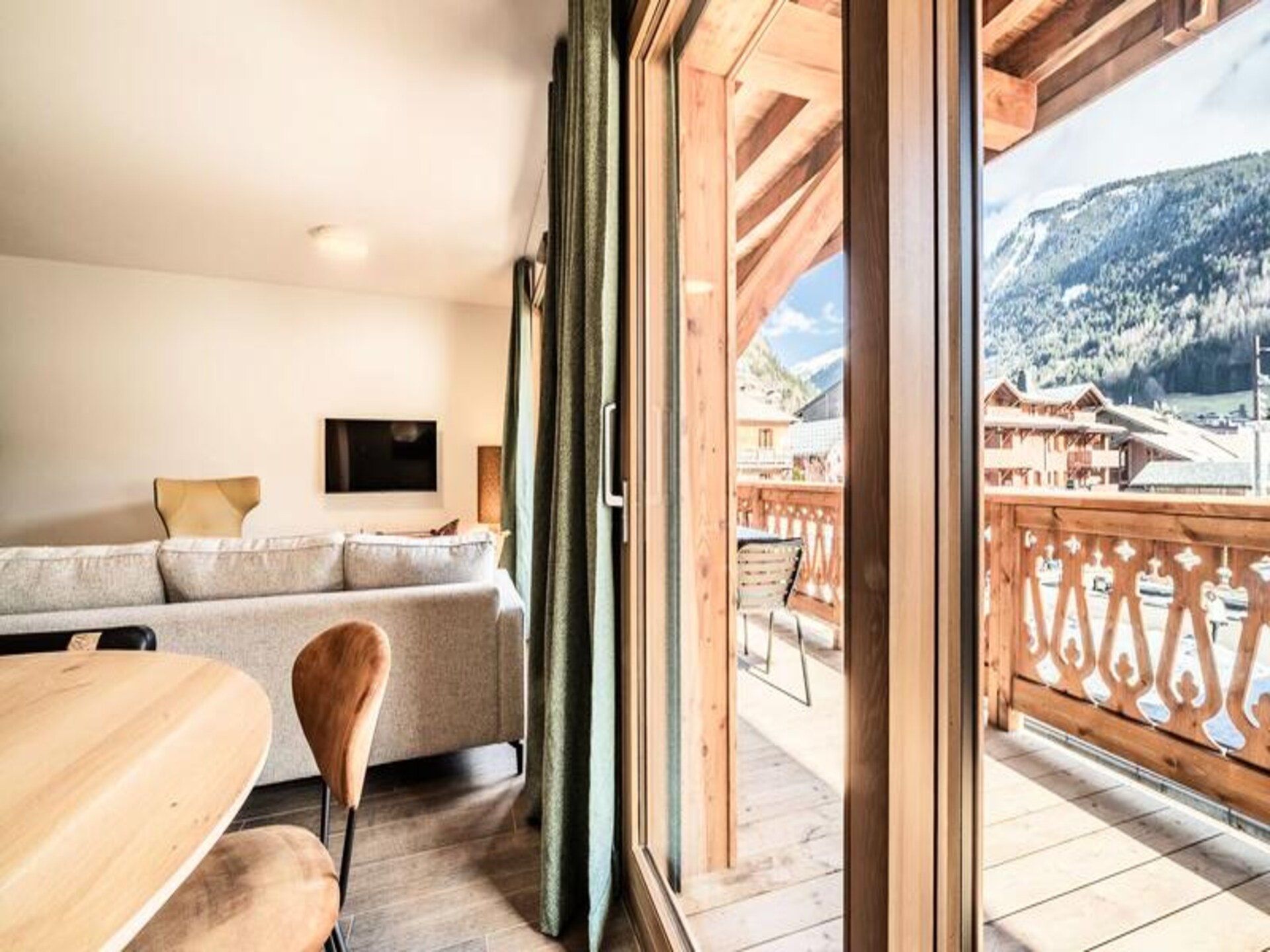 Stijlvol appartement met bergzicht en terras in het hart van Morzine - foto 16