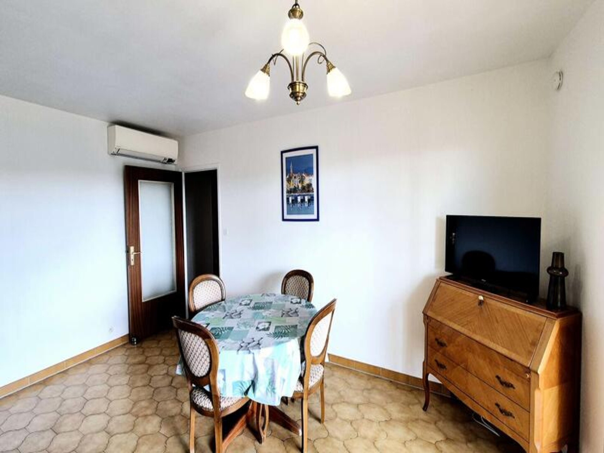 Zonnig appartement op loopafstand van haven en strand in Sanary-sur-Mer - foto 4