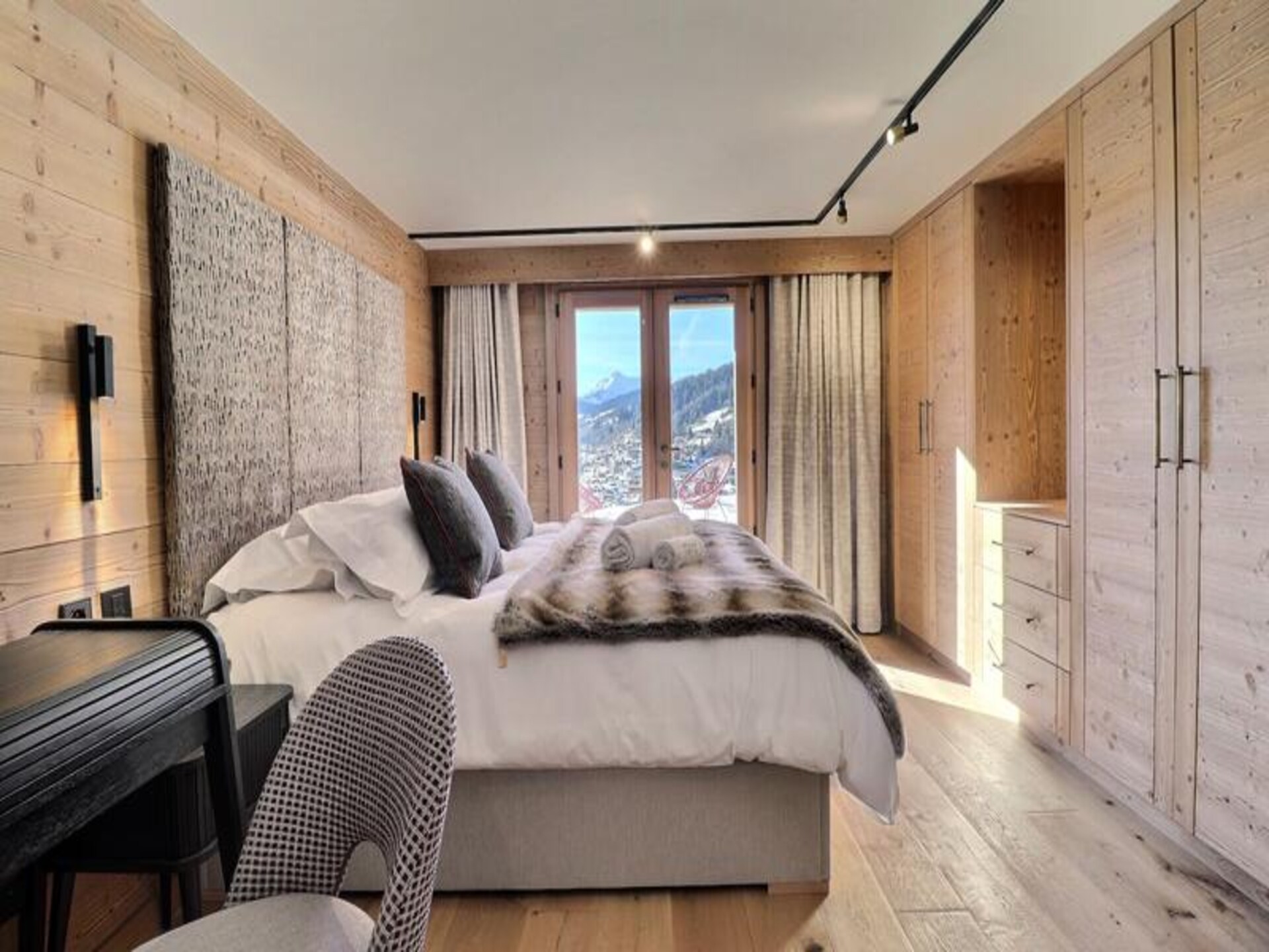 Luxe chalet Les Gets met sauna, jacuzzi en panoramisch uitzicht op de Alpen - foto 13