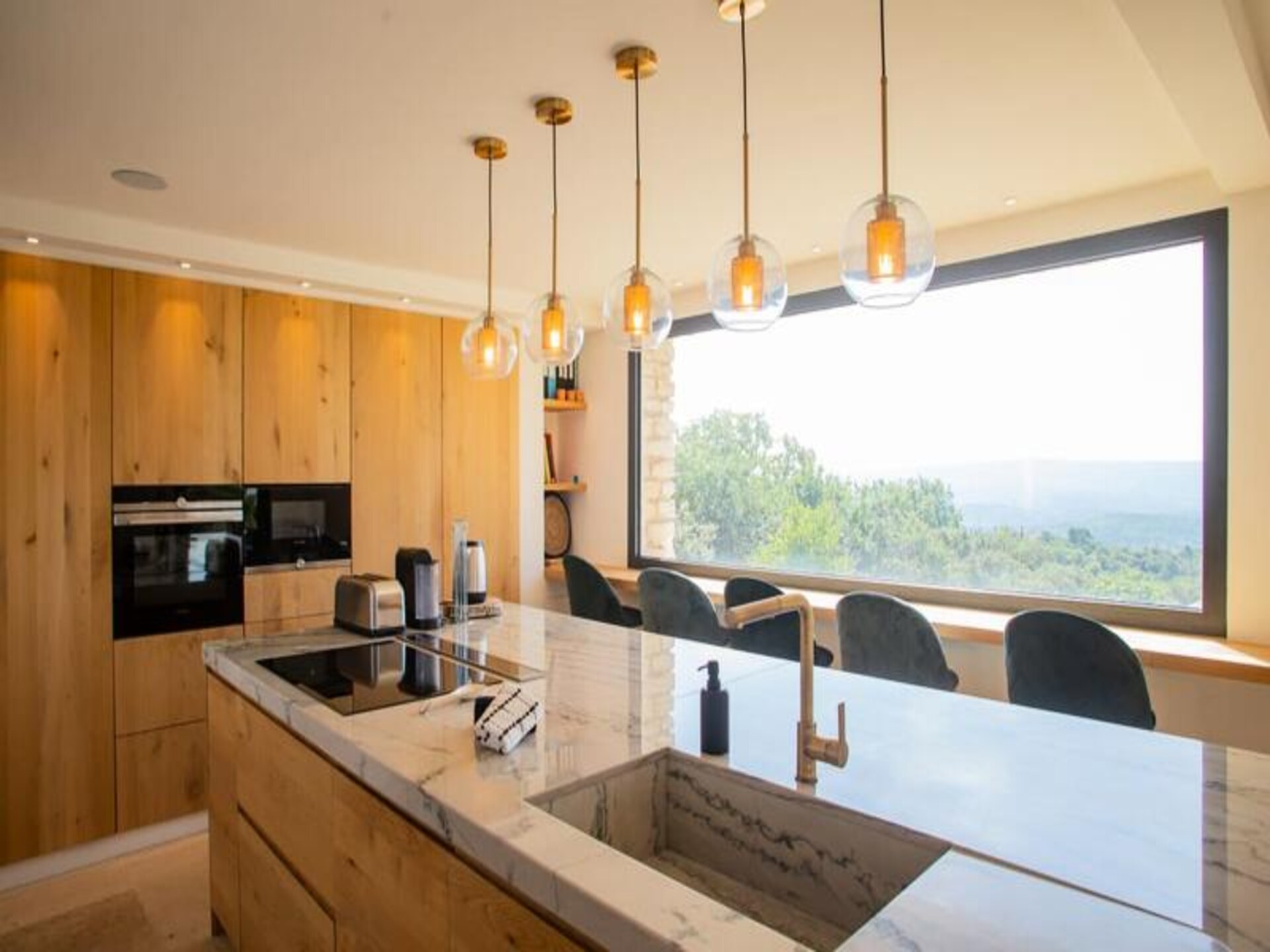 Luxe villa in Gordes met 8 slaapkamers, privézwembad en panoramisch uitzicht - foto 25