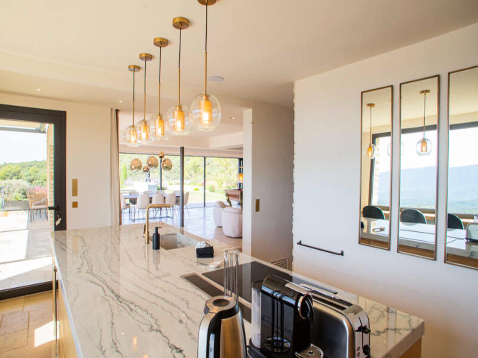 Luxe villa in Gordes met 8 slaapkamers, privézwembad en panoramisch uitzicht - foto 26