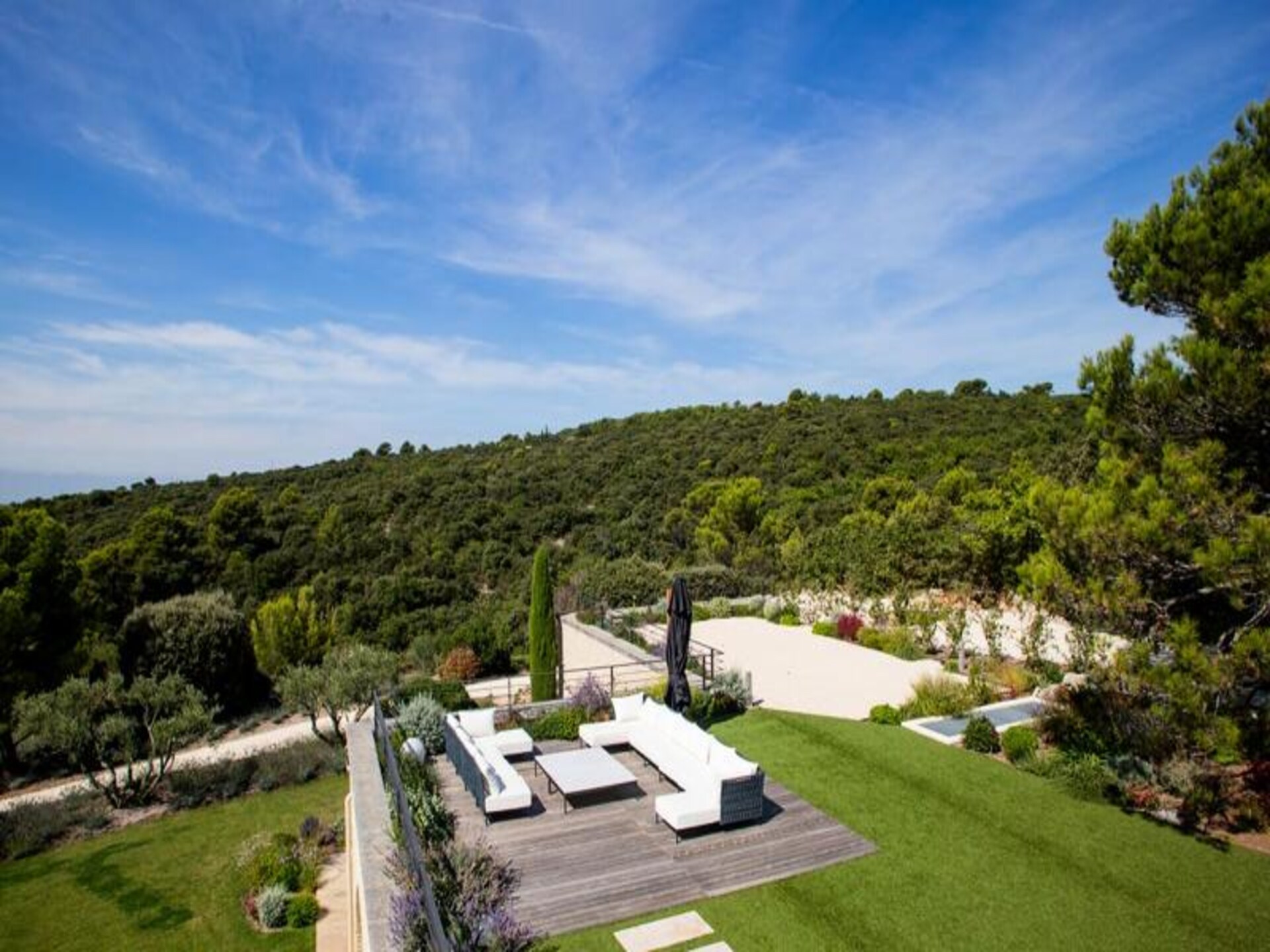 Luxe villa in Gordes met 8 slaapkamers, privézwembad en panoramisch uitzicht - foto 34
