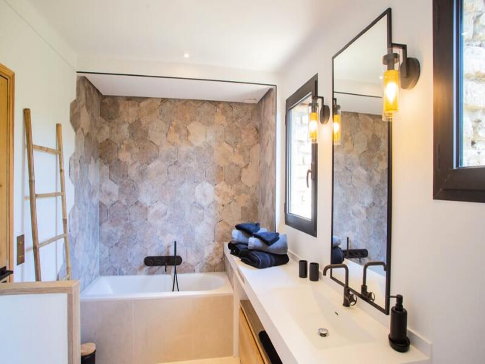 Luxe villa in Gordes met 8 slaapkamers, privézwembad en panoramisch uitzicht - foto 39