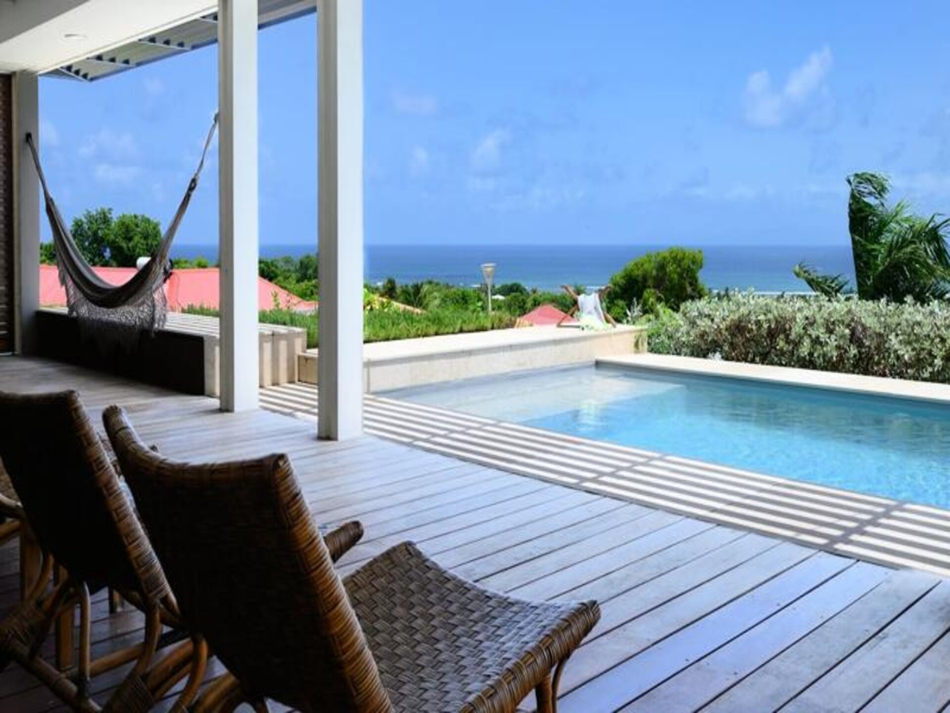 Moderne villa met privézwembad en panoramisch uitzicht op zee in Grand-Bourg - foto 8