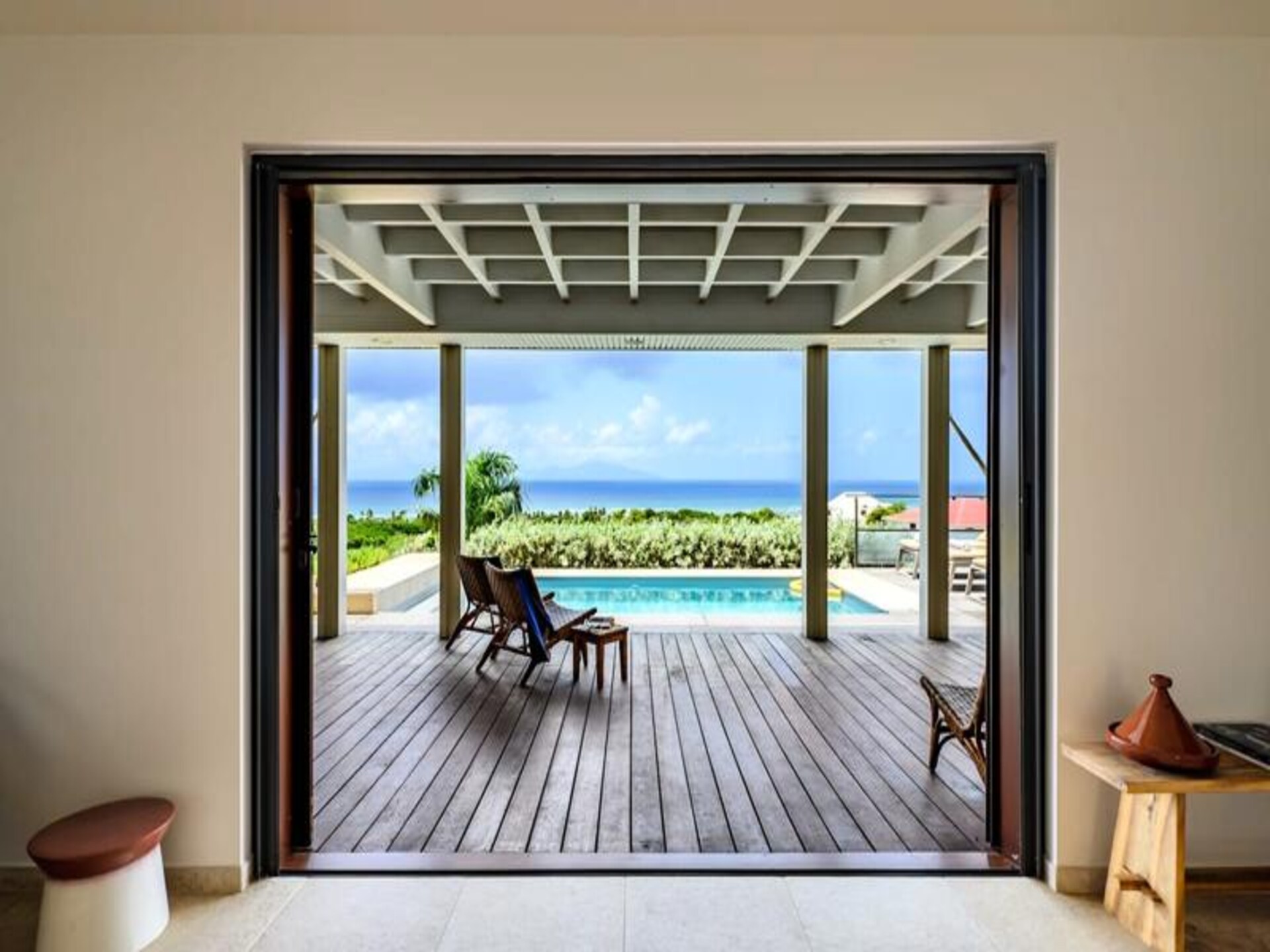 Moderne villa met privézwembad en panoramisch uitzicht op zee in Grand-Bourg - foto 17