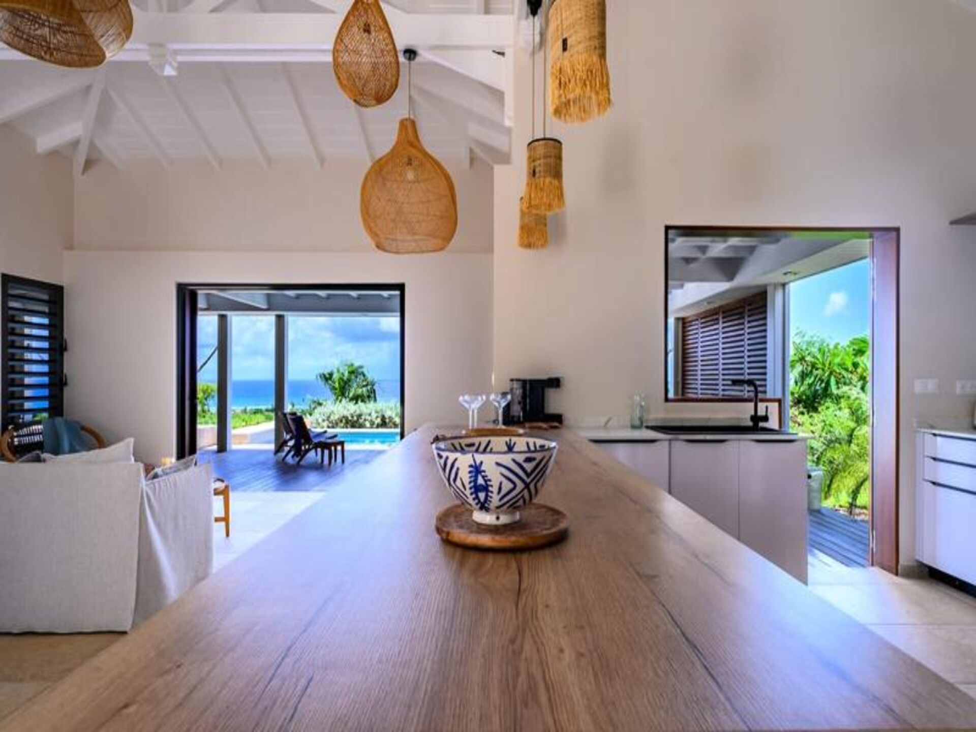 Moderne villa met privézwembad en panoramisch uitzicht op zee in Grand-Bourg - foto 29