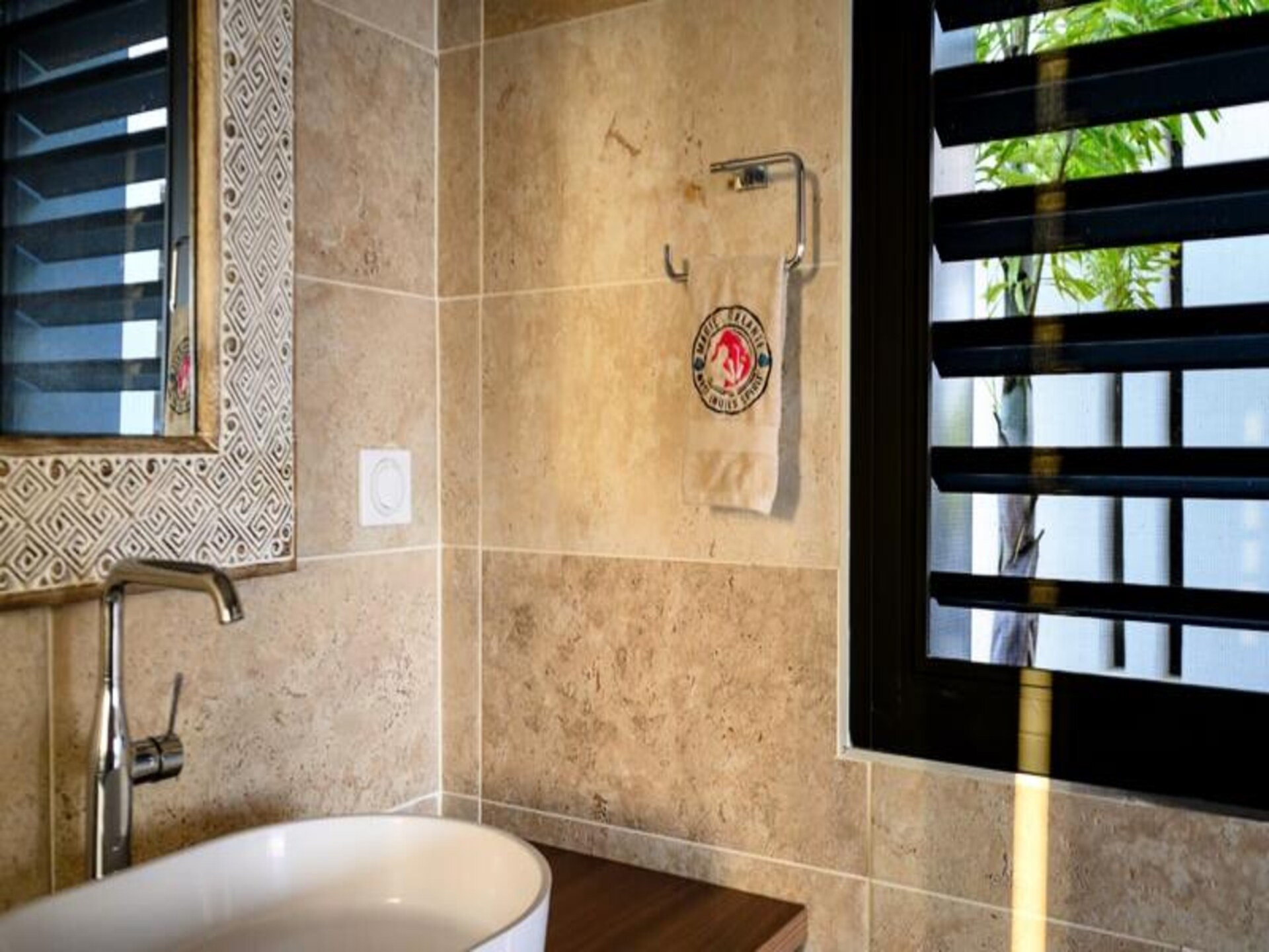 Moderne villa met privézwembad en panoramisch uitzicht op zee in Grand-Bourg - foto 50