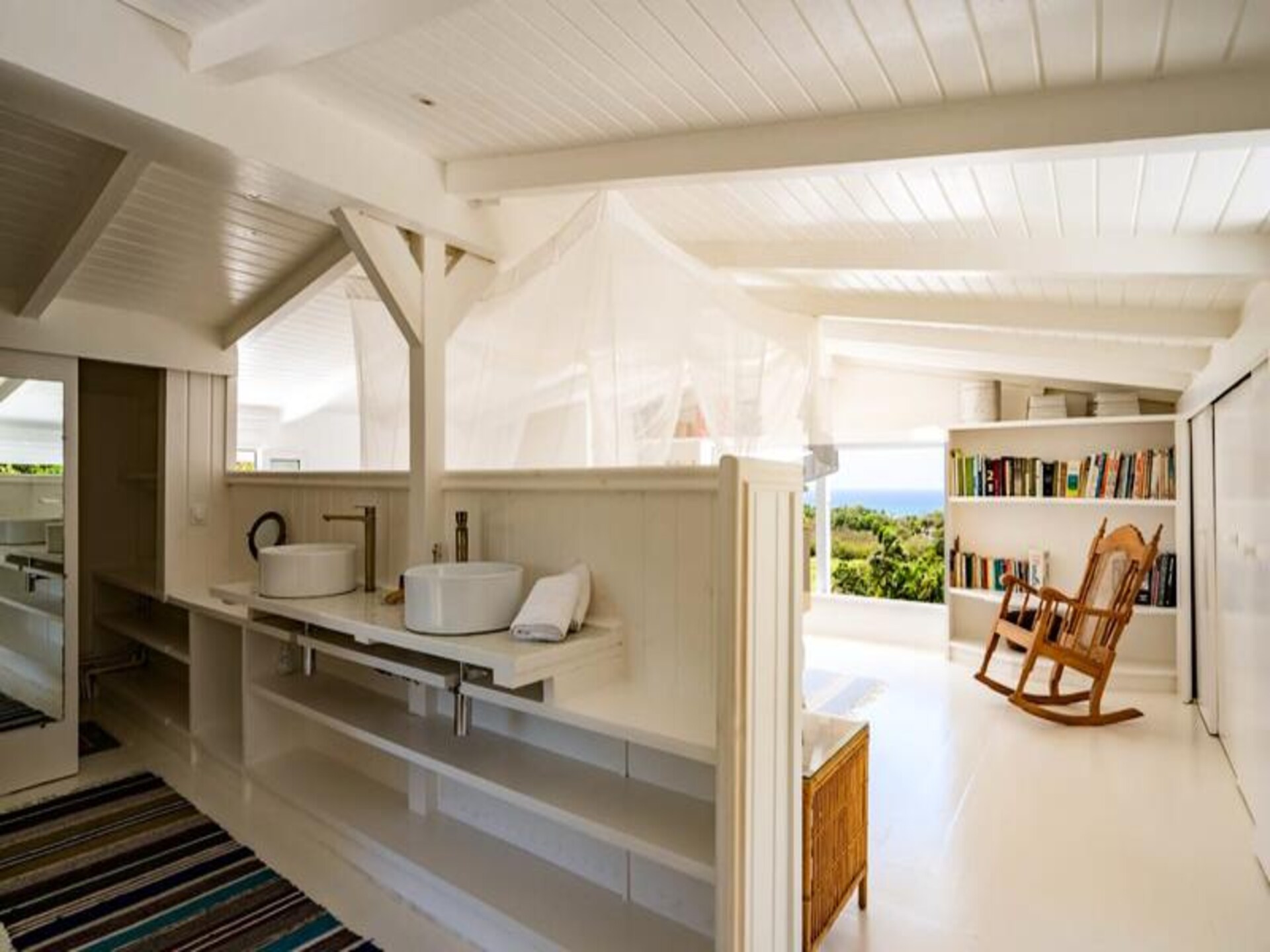 Villa Blanche in Grand-Bourg: luxe voor 11 personen met privézwembad en zeezicht - foto 26
