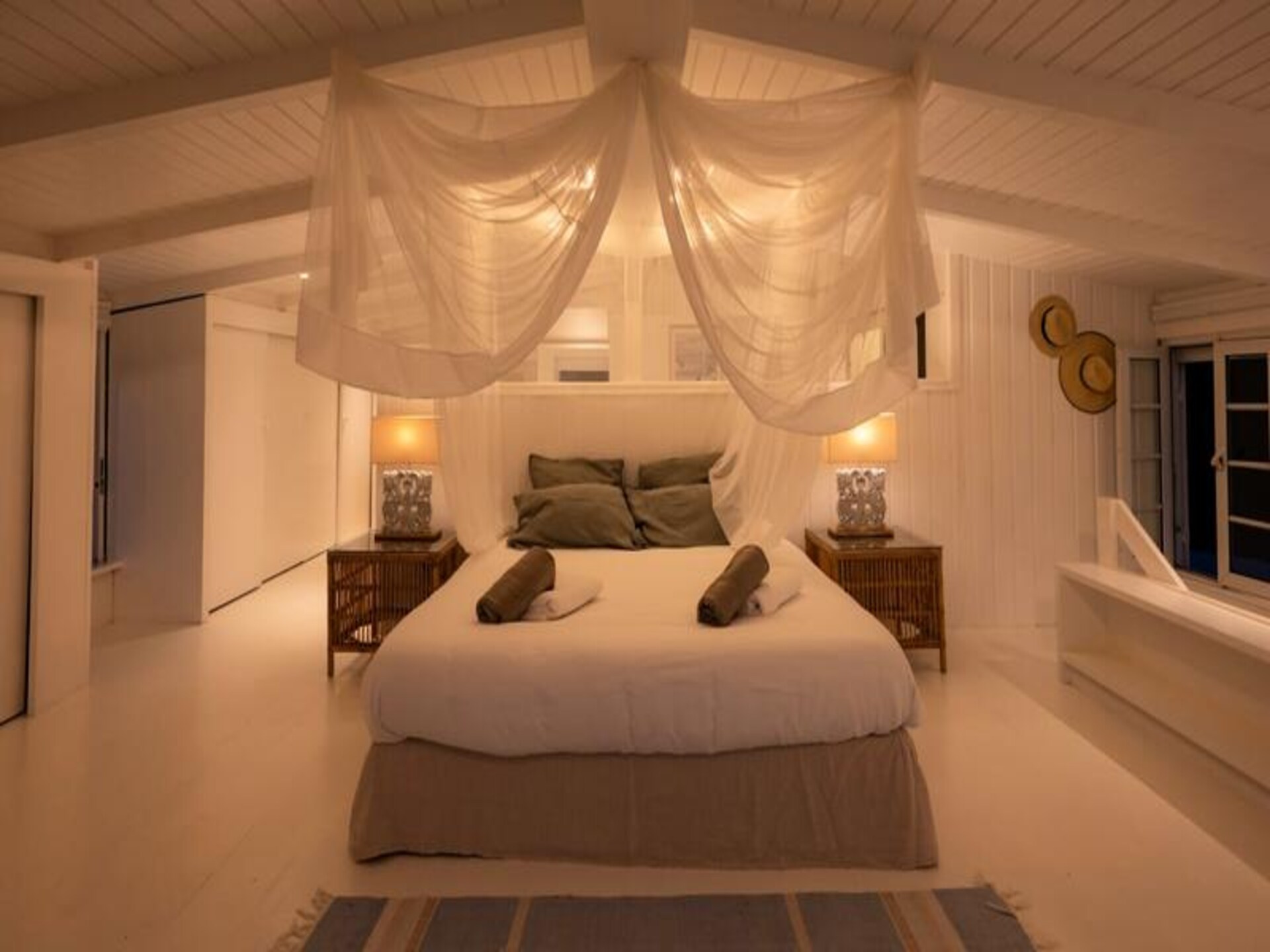 Villa Blanche in Grand-Bourg: luxe voor 11 personen met privézwembad en zeezicht - foto 28