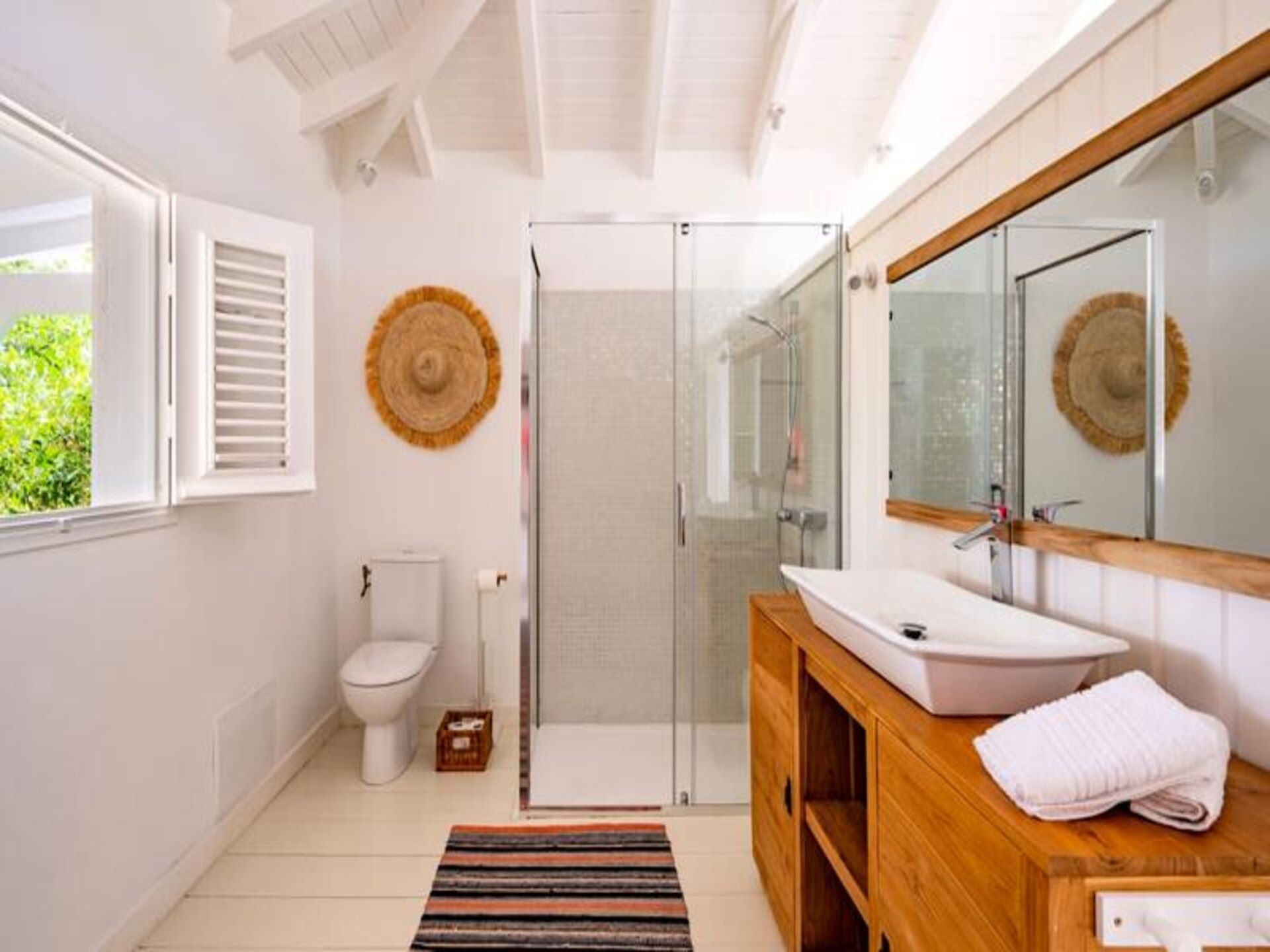 Villa Blanche in Grand-Bourg: luxe voor 11 personen met privézwembad en zeezicht - foto 37