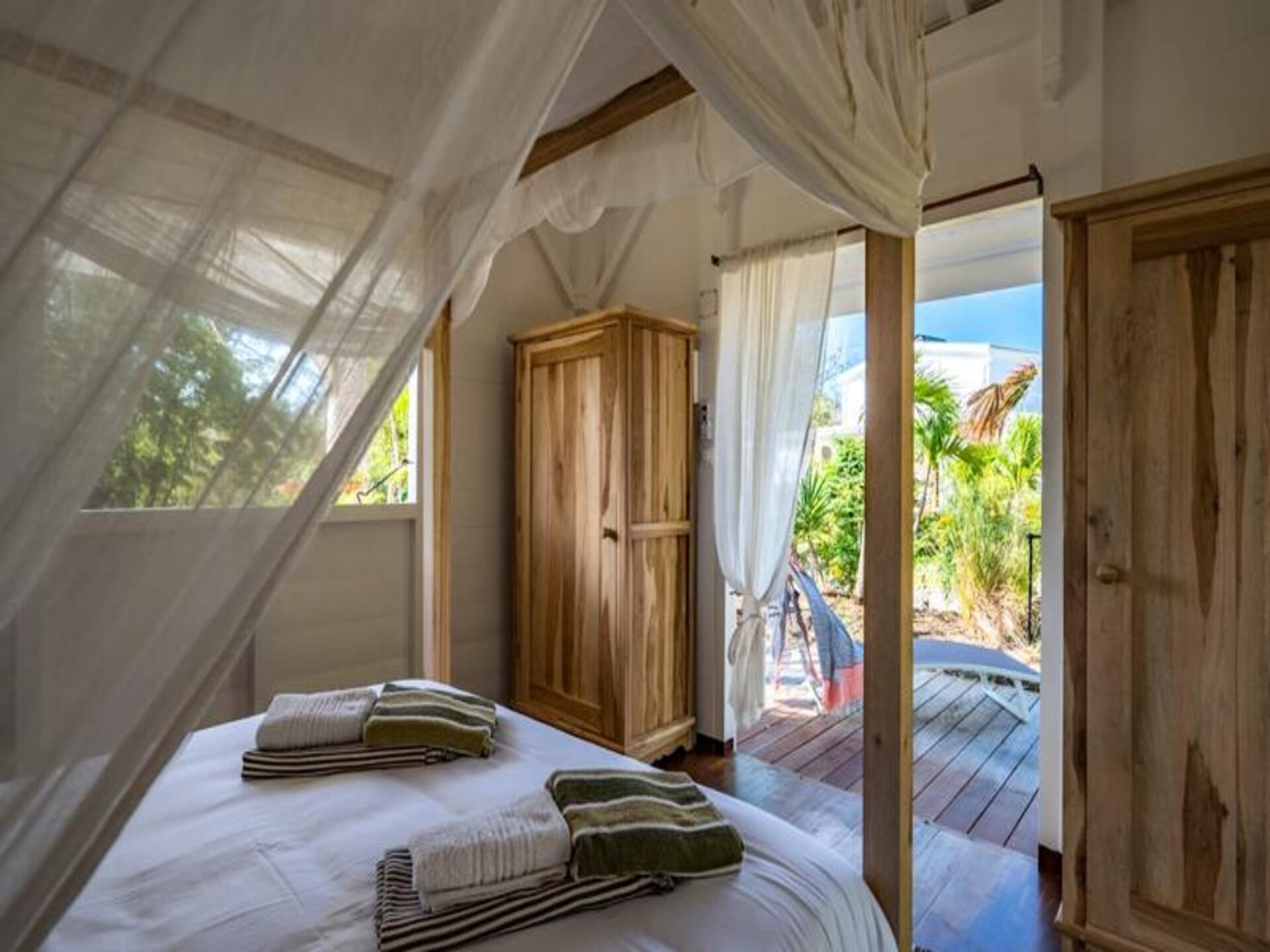 Villa Blanche in Grand-Bourg: luxe voor 11 personen met privézwembad en zeezicht - foto 48