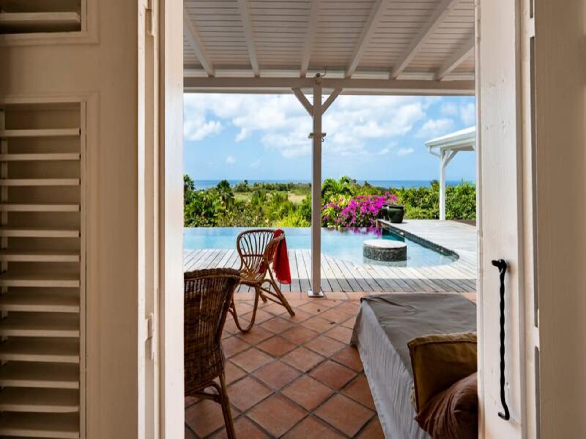 Villa Blanche in Grand-Bourg: luxe voor 11 personen met privézwembad en zeezicht - foto 52