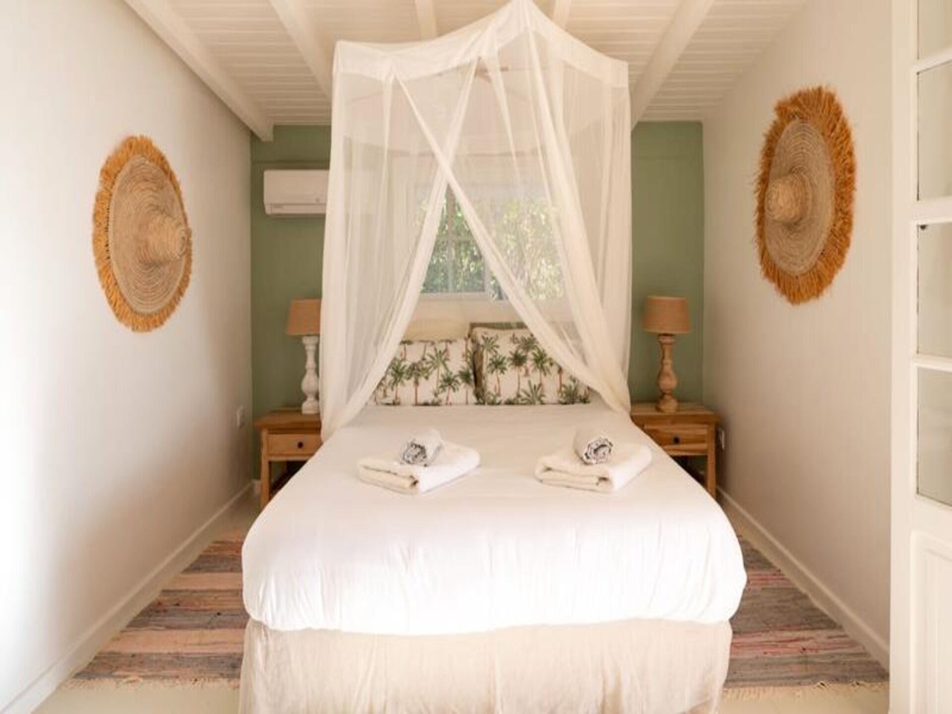 Villa Blanche in Grand-Bourg: luxe voor 11 personen met privézwembad en zeezicht - foto 57