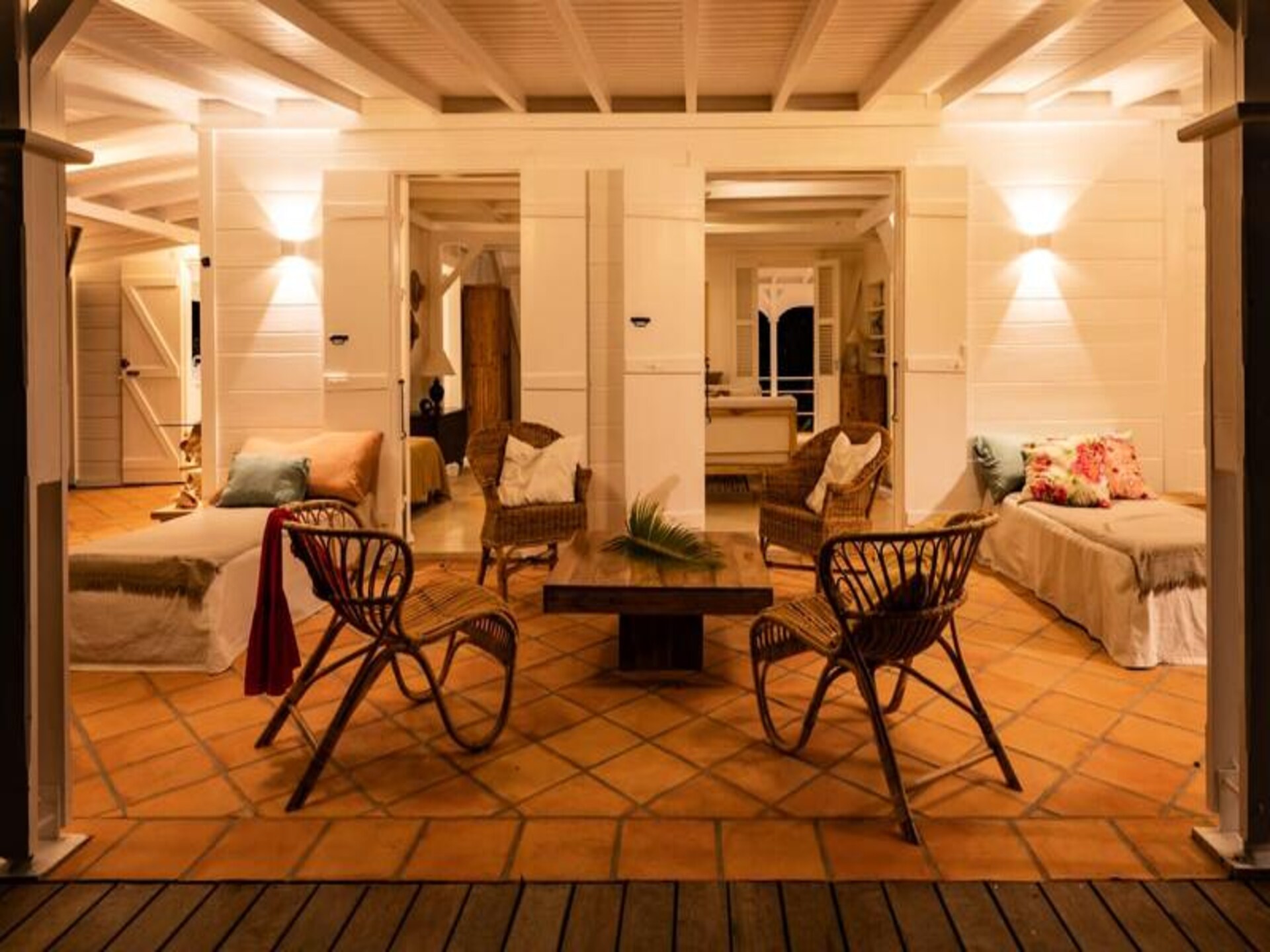 Villa Blanche in Grand-Bourg: luxe voor 11 personen met privézwembad en zeezicht - foto 66