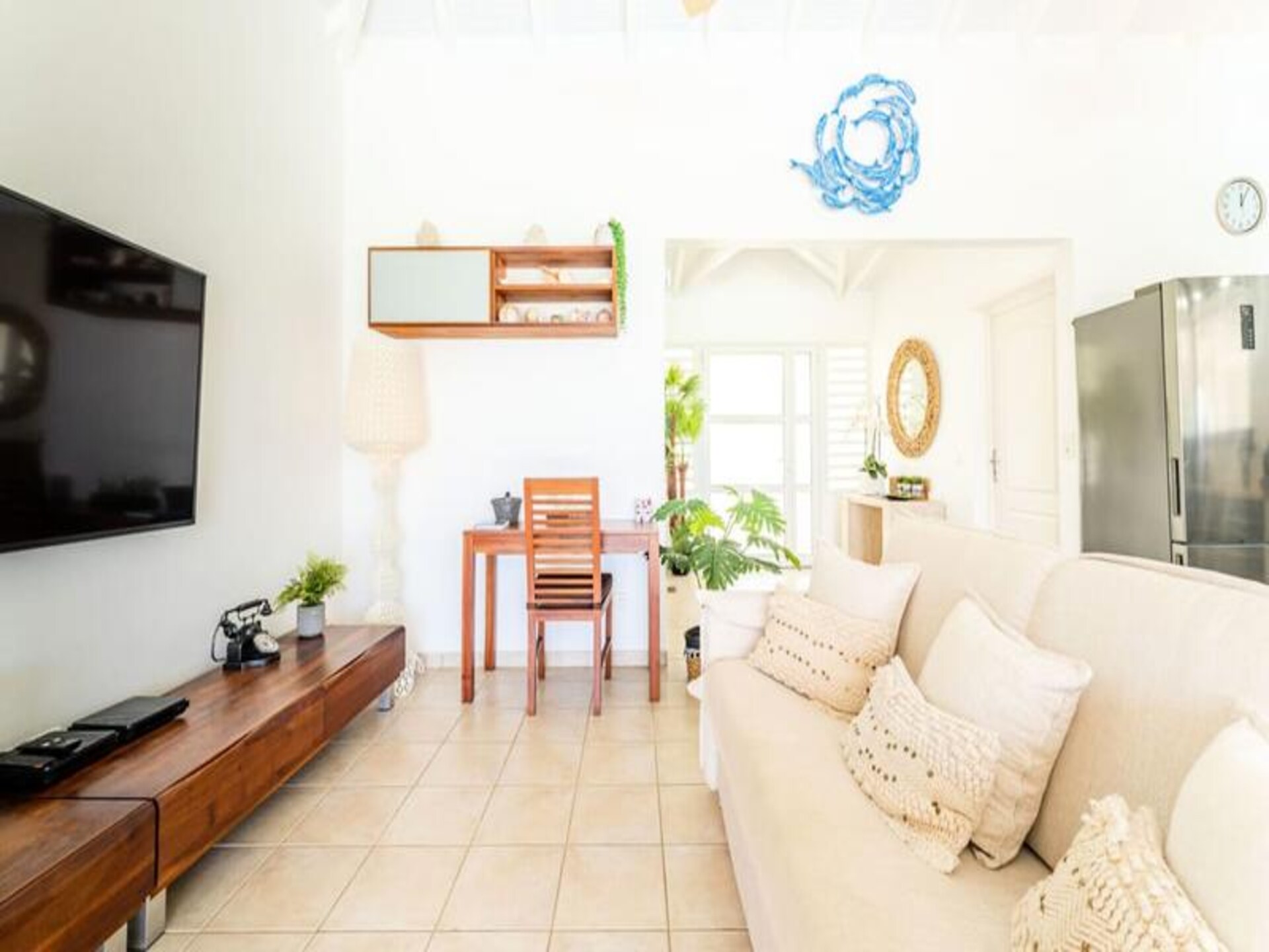 Villa Margaux: Luxe appartement met panoramisch zeezicht in Grand-Bourg - foto 14