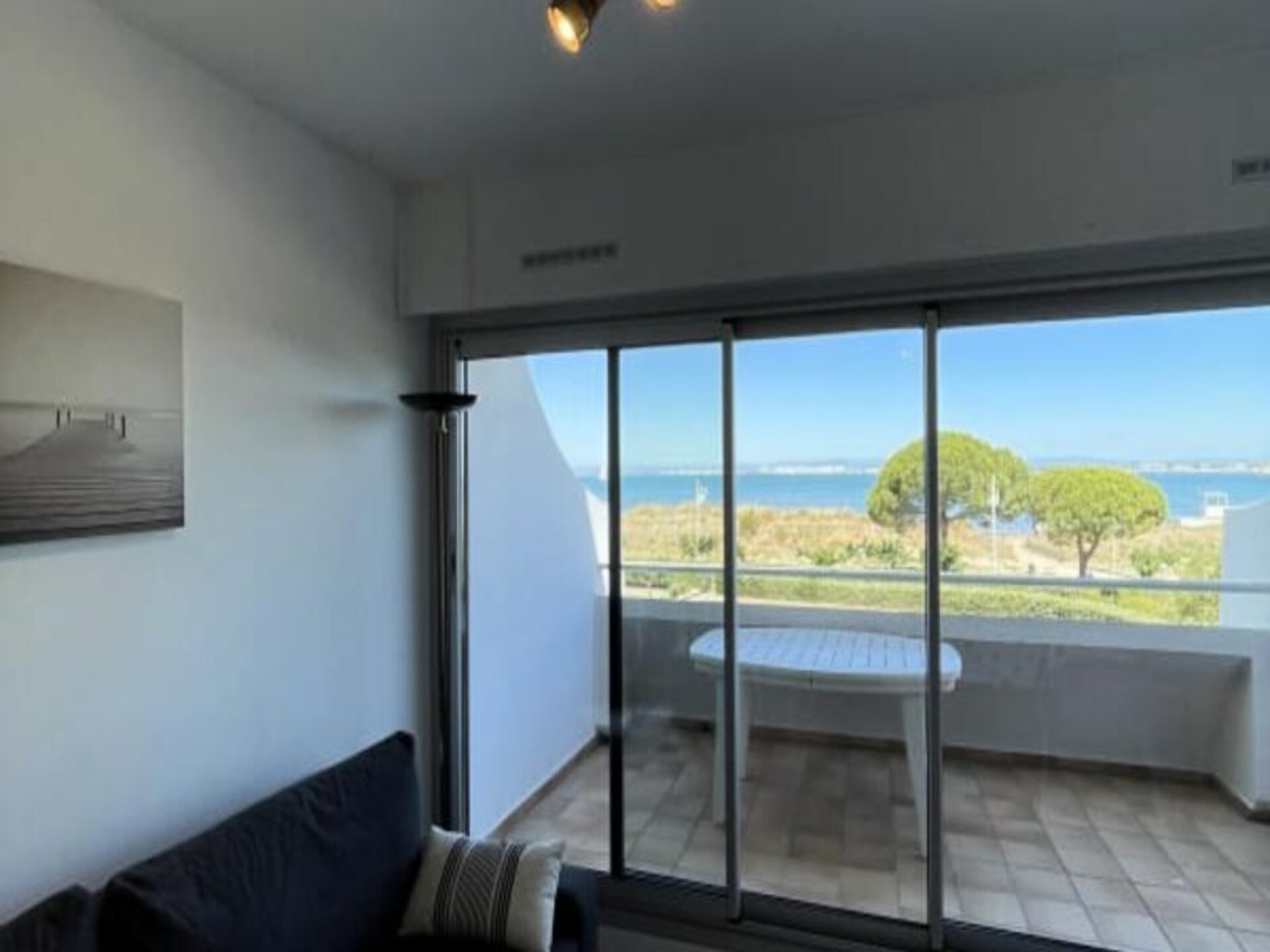Licht appartement op de bovenste verdieping met uitzicht op zee en privé-terras - foto 12