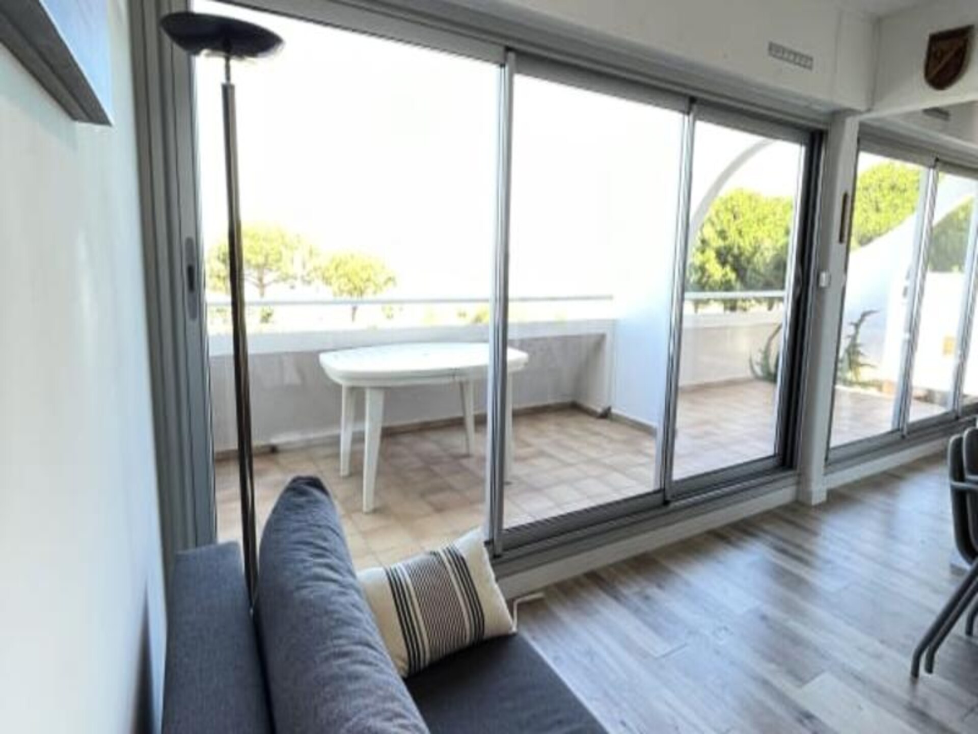 Licht appartement op de bovenste verdieping met uitzicht op zee en privé-terras - foto 17