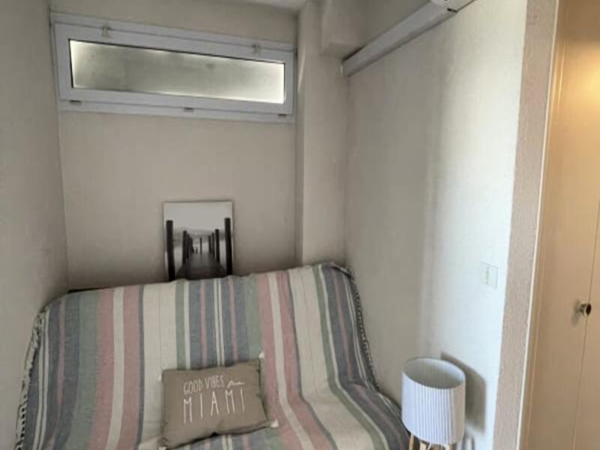 Licht appartement op de bovenste verdieping met uitzicht op zee en privé-terras - foto 21