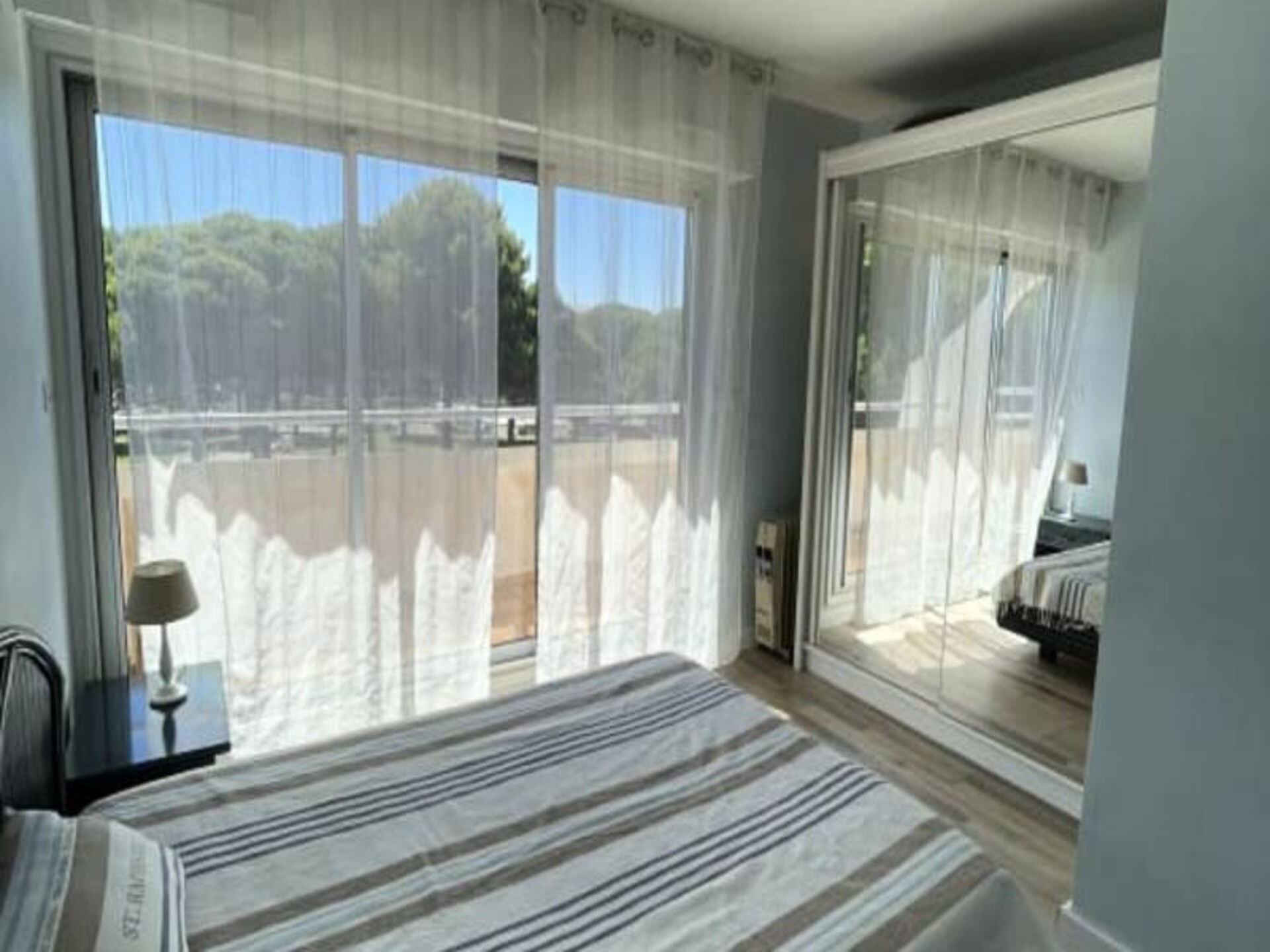 Licht appartement op de bovenste verdieping met uitzicht op zee en privé-terras - foto 31