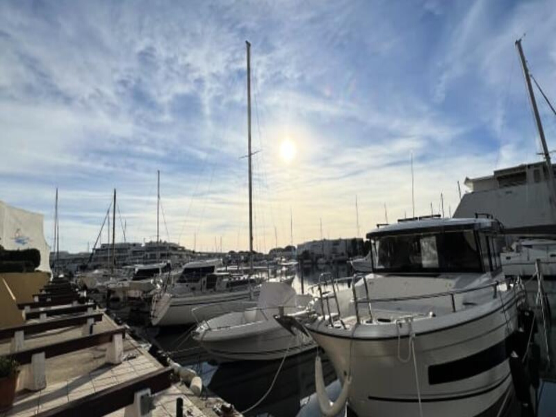 Appartement aan jachthaven Le Grau-du-Roi met terras en uitzicht op de haven - foto 21