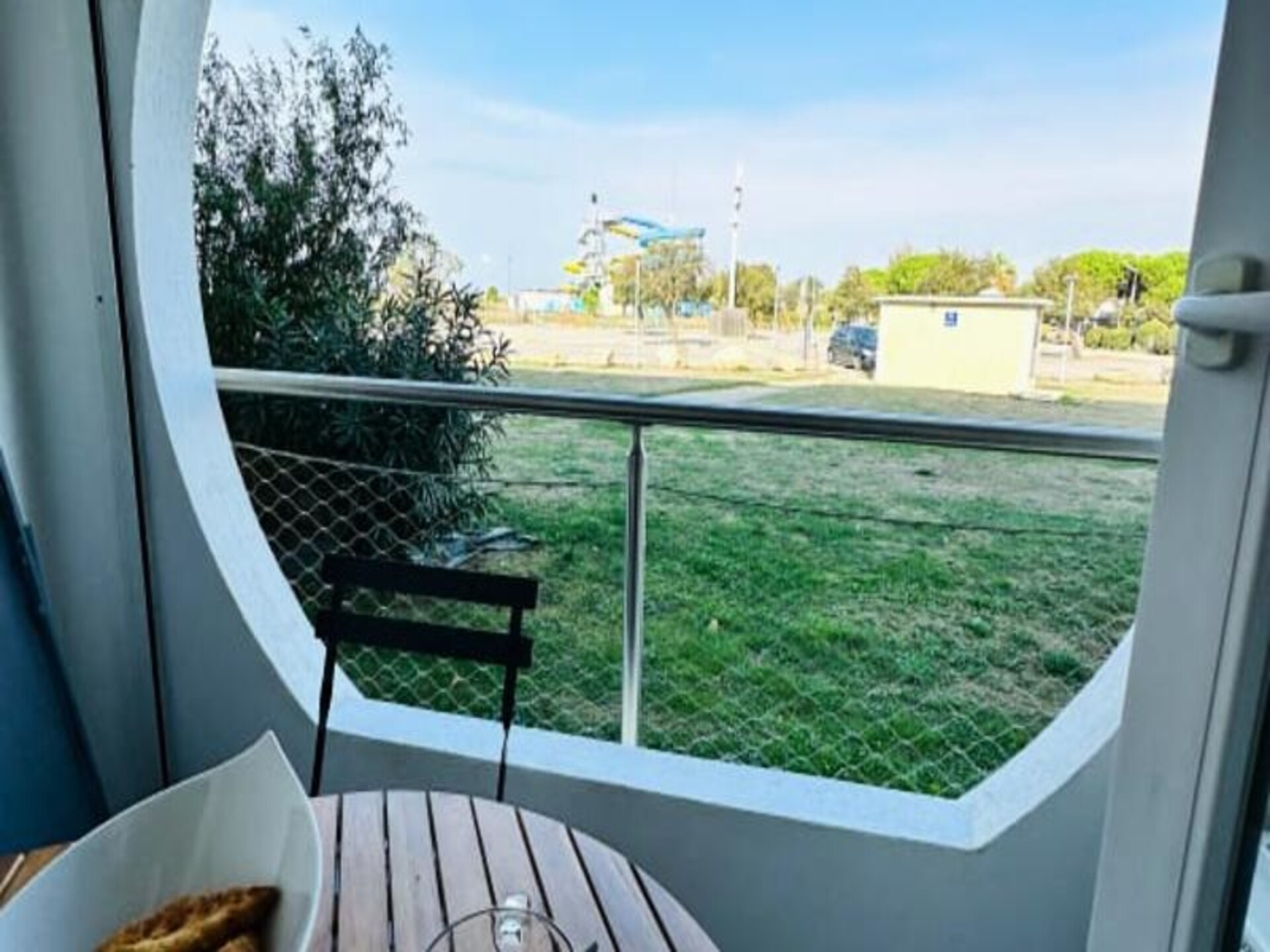 Studio met zeezicht in Résidence L'Emeraude Au Soleil, direct aan het strand - foto 11