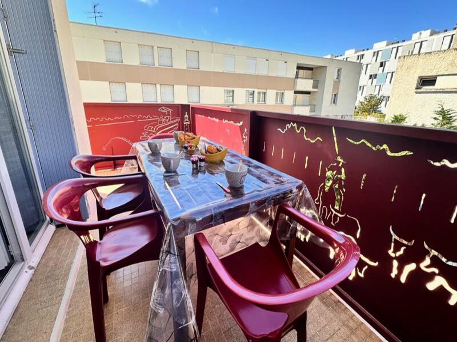 Zonnig appartement met terras op 400 meter van het strand in Le Grau du Roi - foto 6