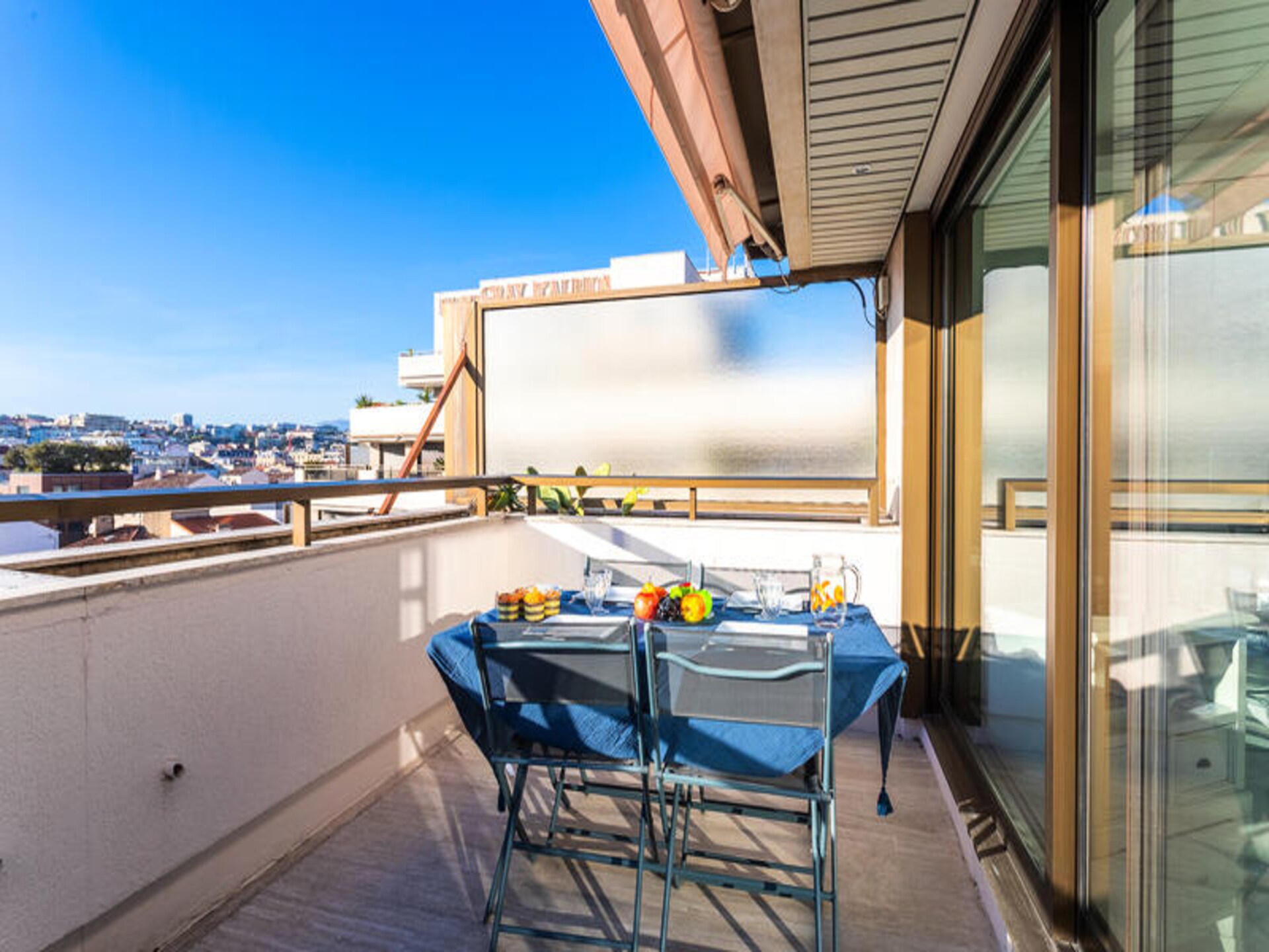 Sfeervol appartement op de 7e verdieping met panoramisch zeezicht en terras - foto 15