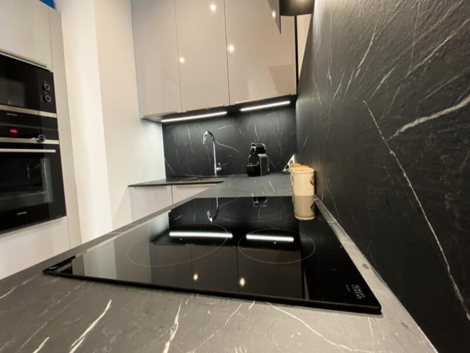 Stijlvol 3-slaapkamerappartement op 5 minuten van Palais des Festivals - foto 5