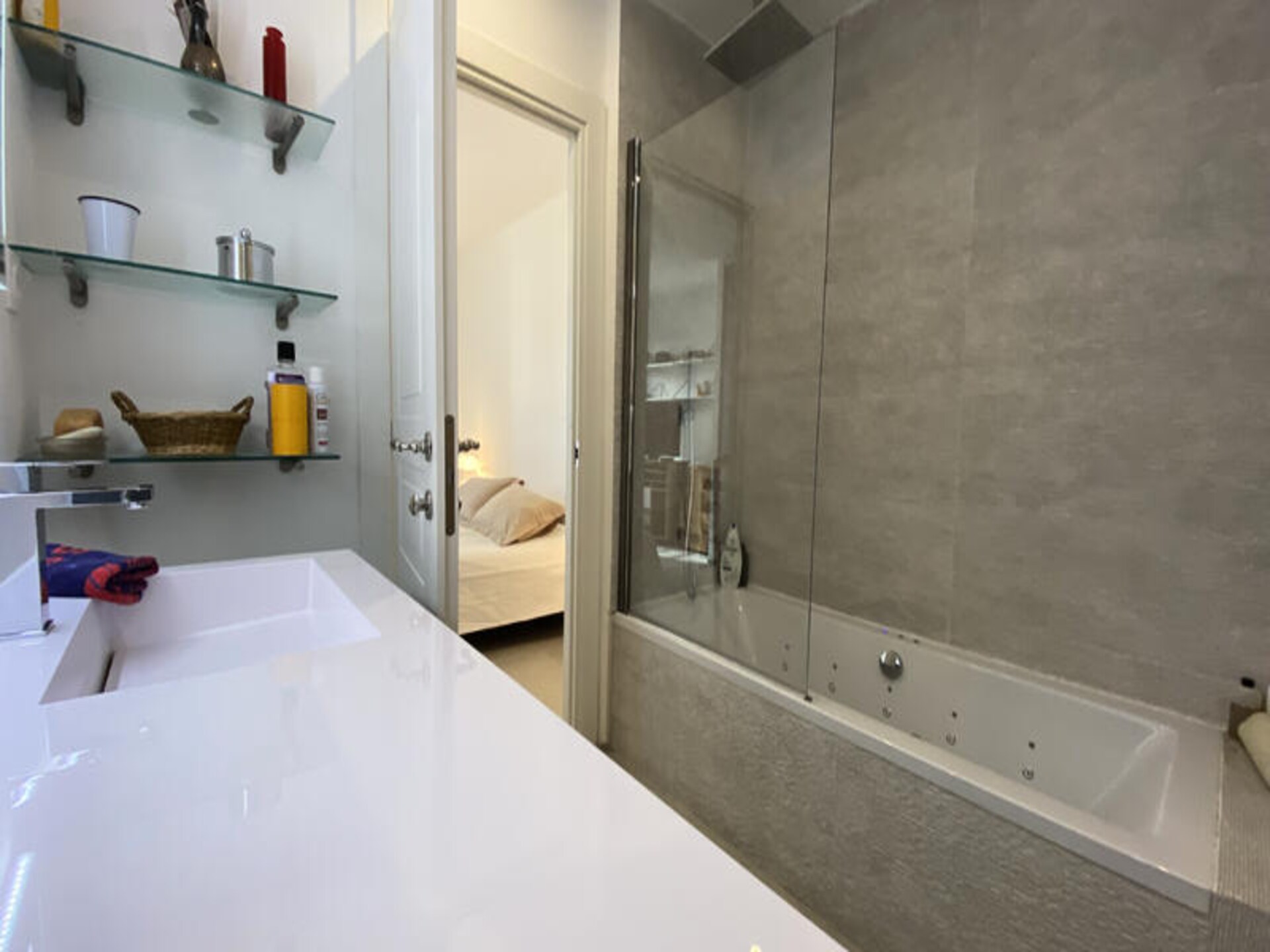 Stijlvol 3-slaapkamerappartement op 5 minuten van Palais des Festivals - foto 12