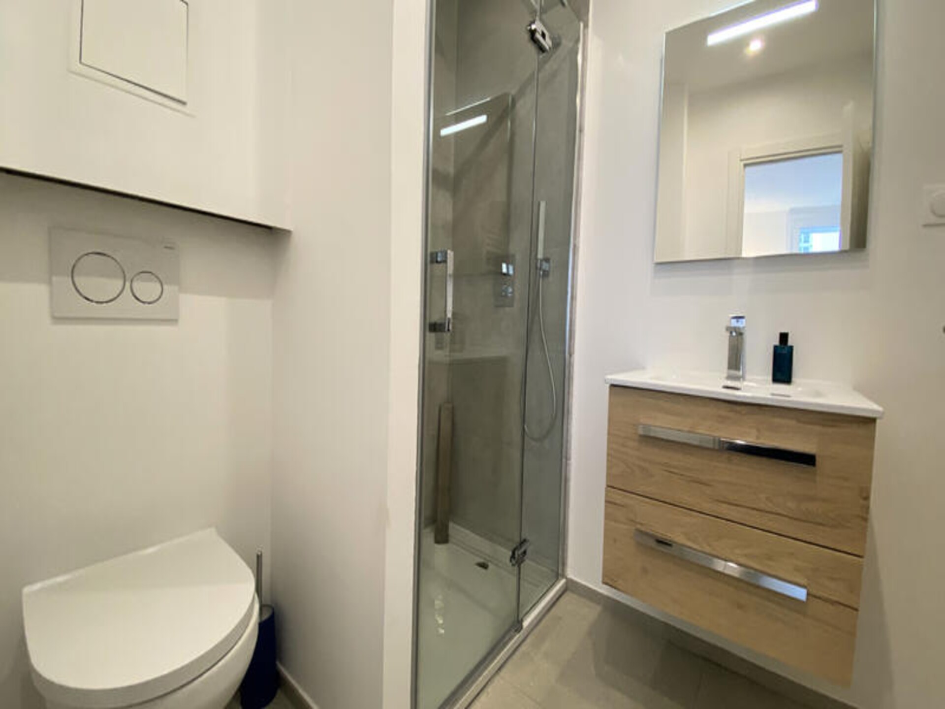 Stijlvol 3-slaapkamerappartement op 5 minuten van Palais des Festivals - foto 13