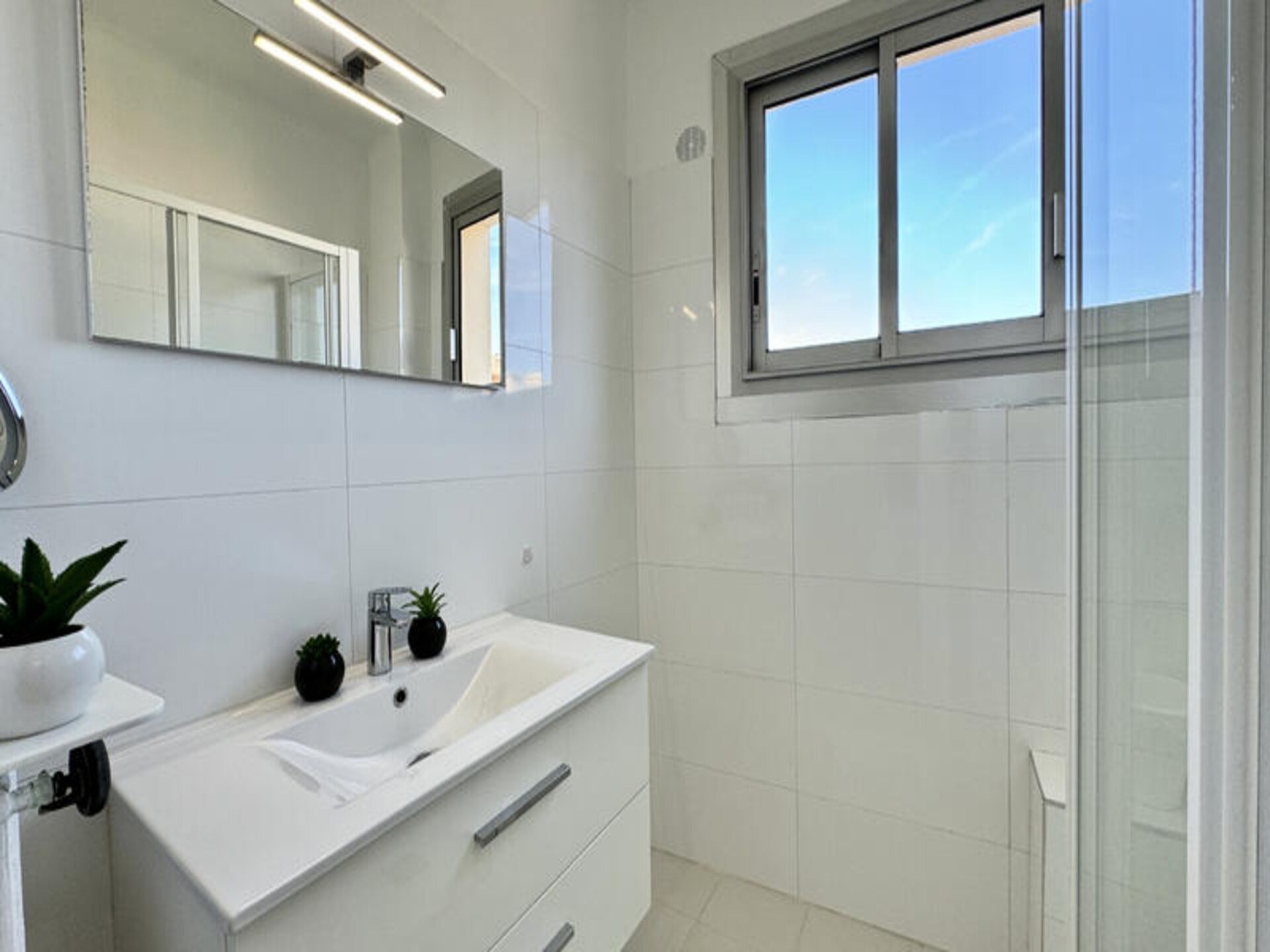 Stijlvol appartement met zeezicht in Cannes Palm Beach, 50m van het strand - foto 11
