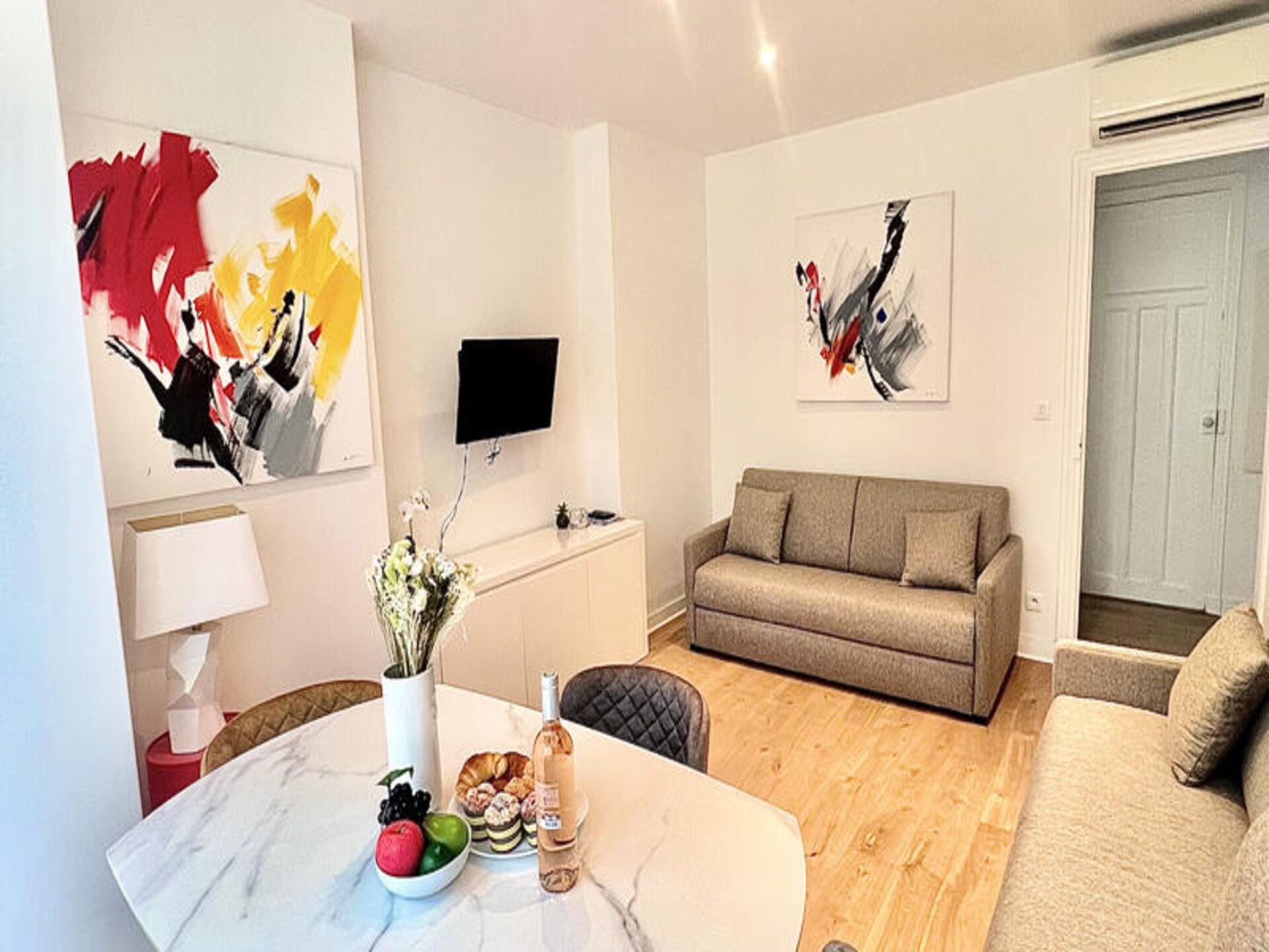 Licht appartement in Cannes, vlakbij de Croisette en het strand - foto 2