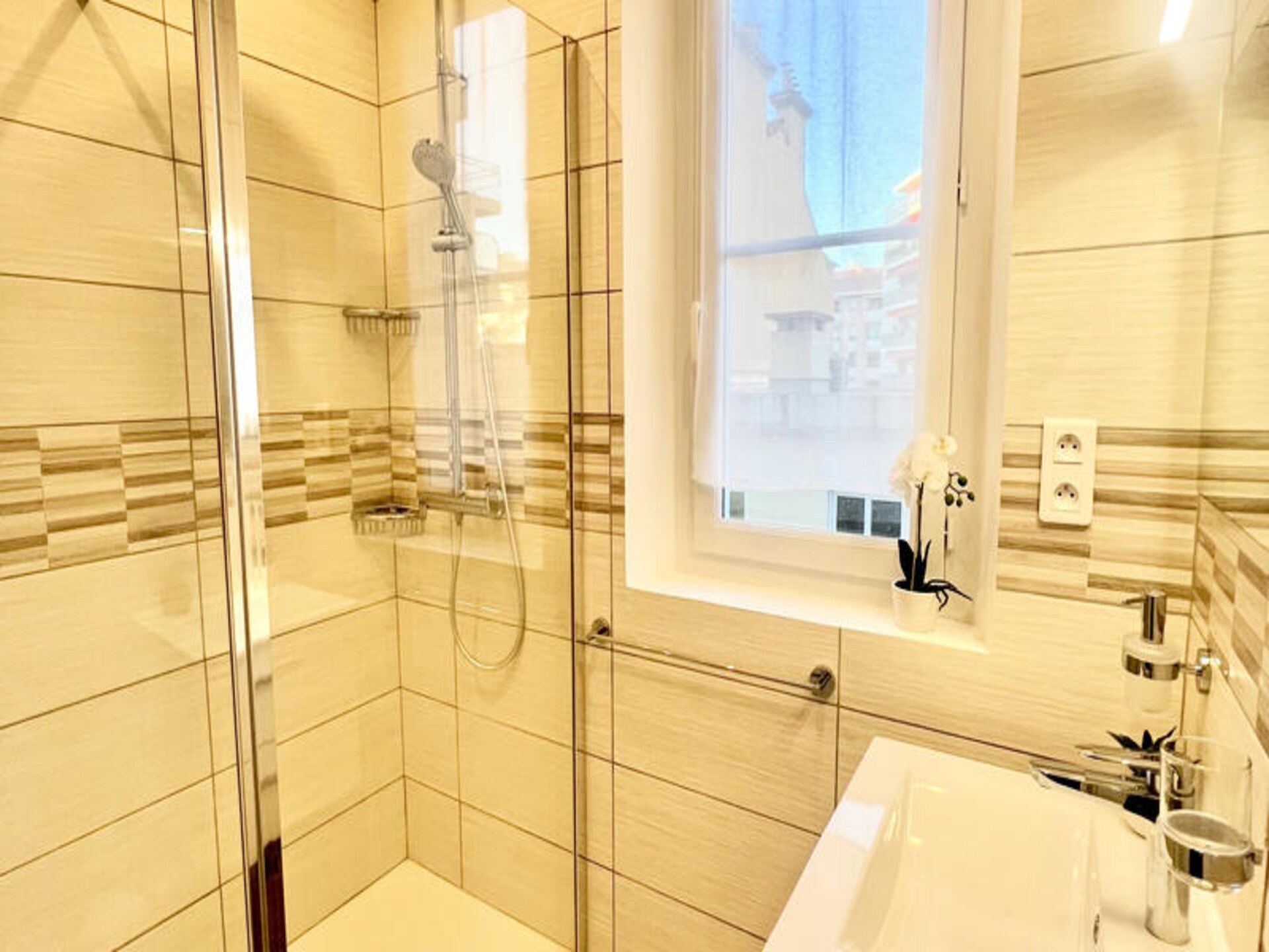Licht appartement in Cannes, vlakbij de Croisette en het strand - foto 4