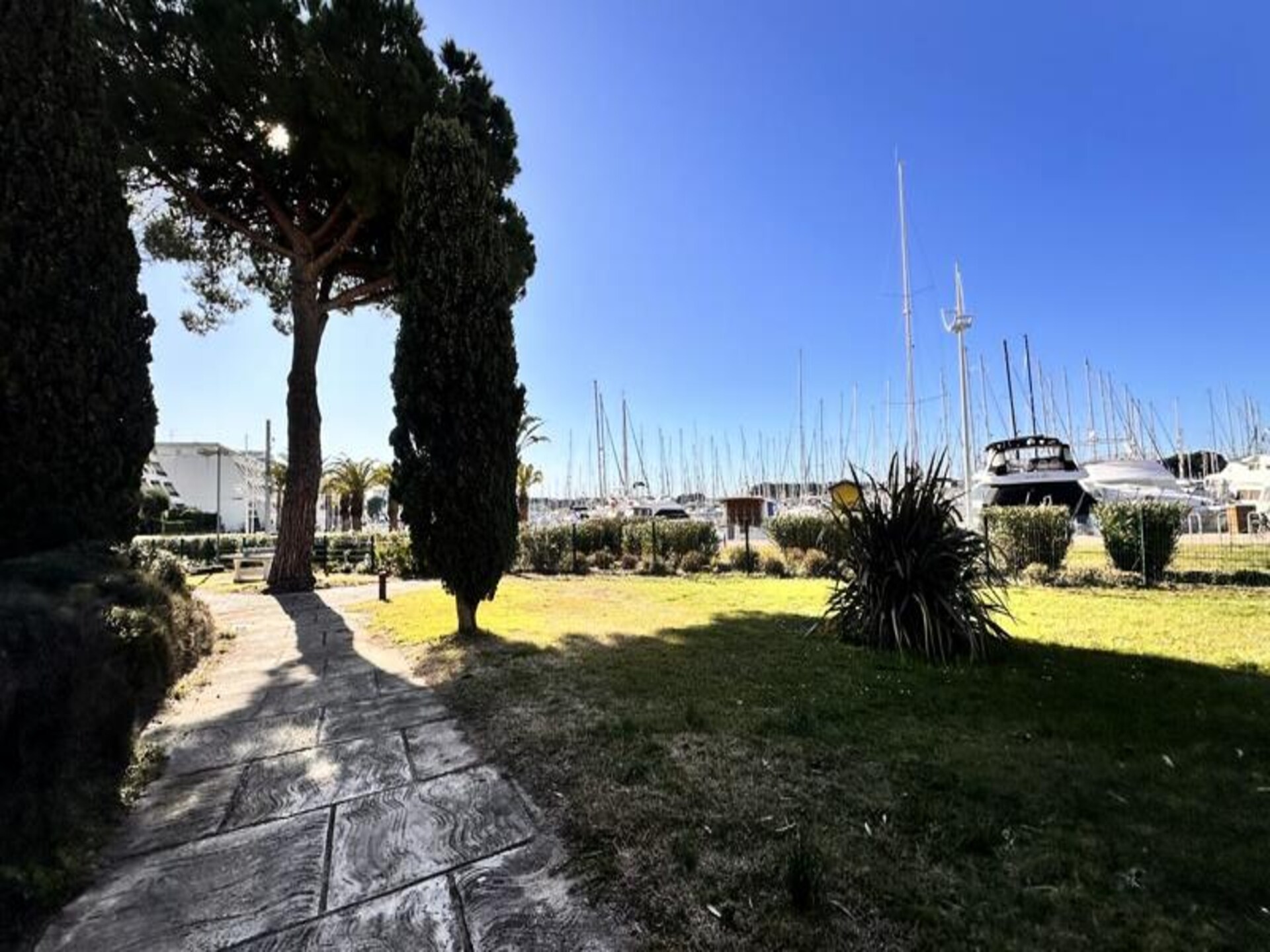 Studio Les Jardins du Port: strand, zwembad en comfort in Port Camargue - foto 19