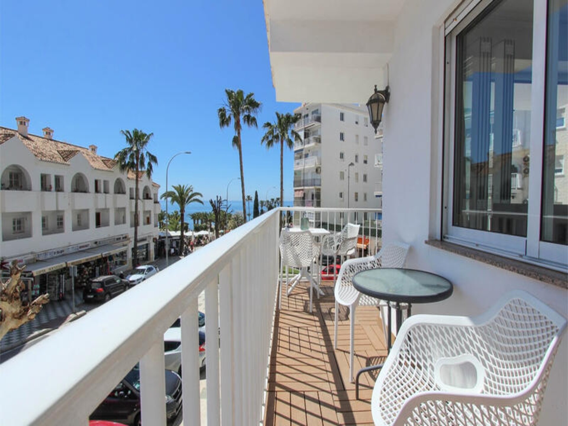 Appartement in hartje Nerja: 2 slaapkamers, zeezicht & spa-toegang - foto 23