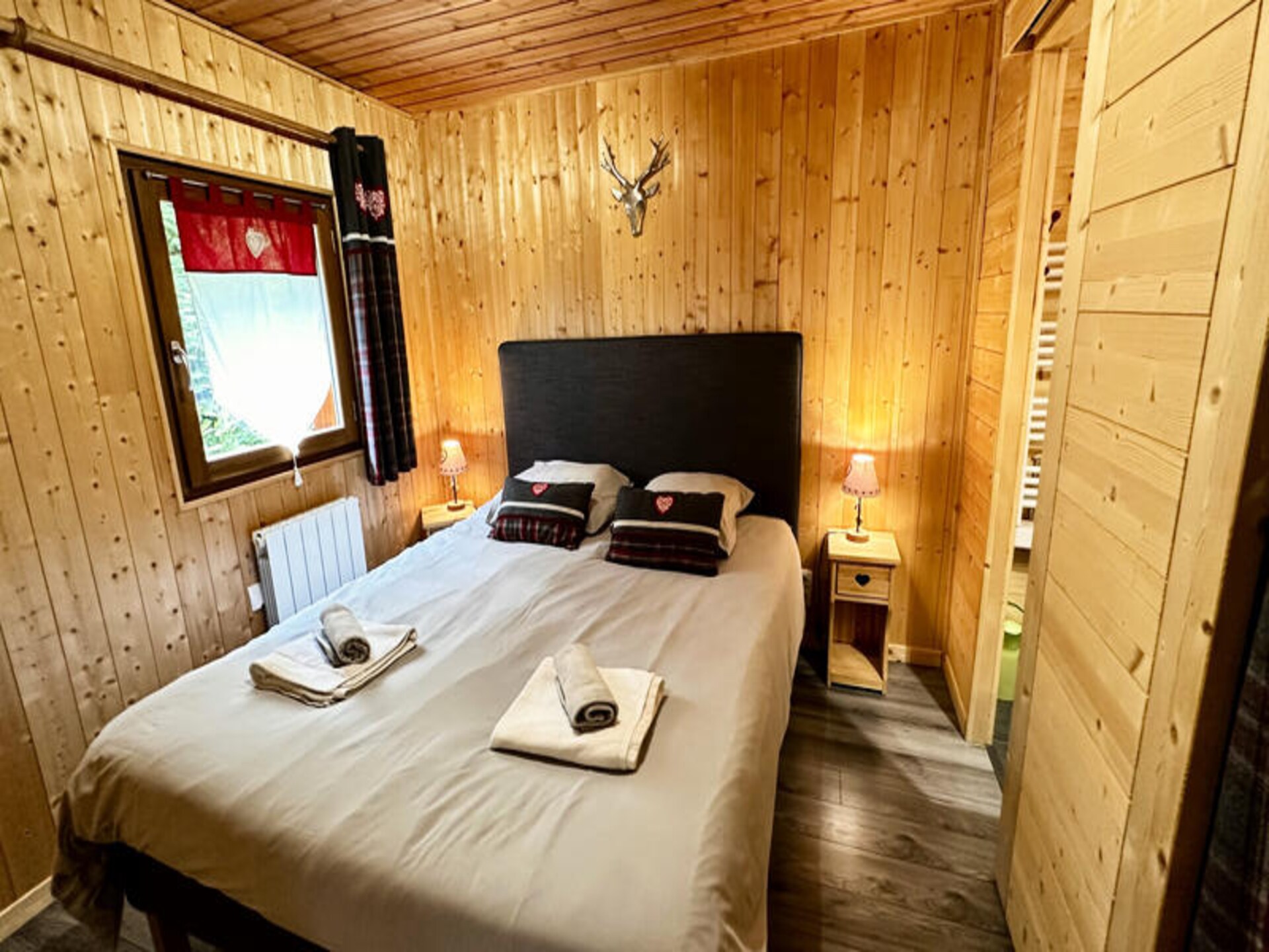 Ruim chalet voor 10 personen met uitzicht op de Monts Dore - foto 6