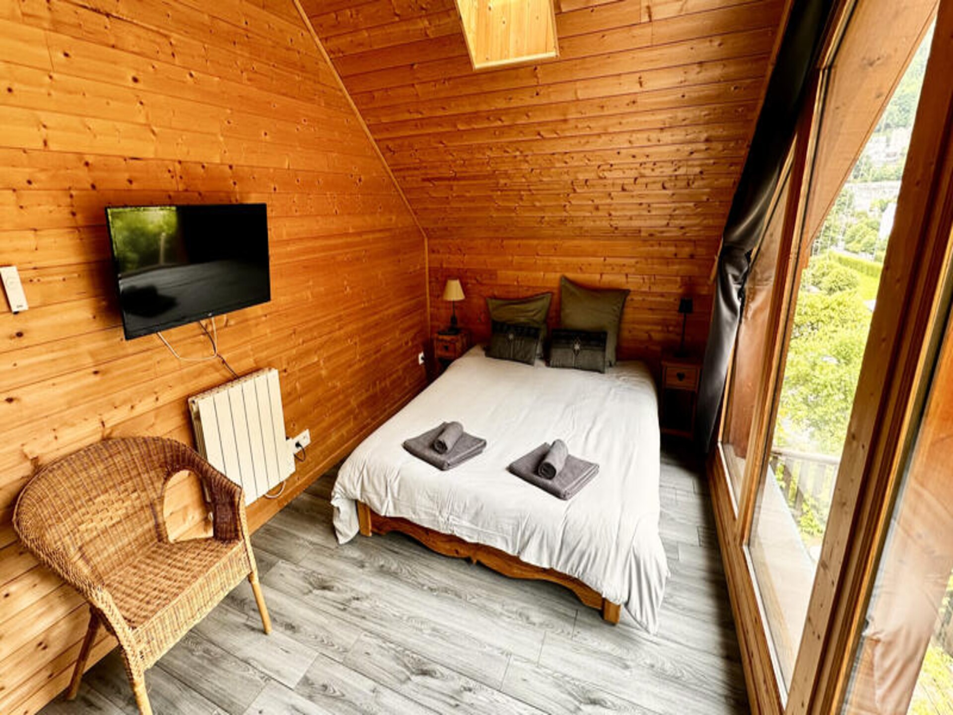 Ruim chalet voor 10 personen met uitzicht op de Monts Dore - foto 10