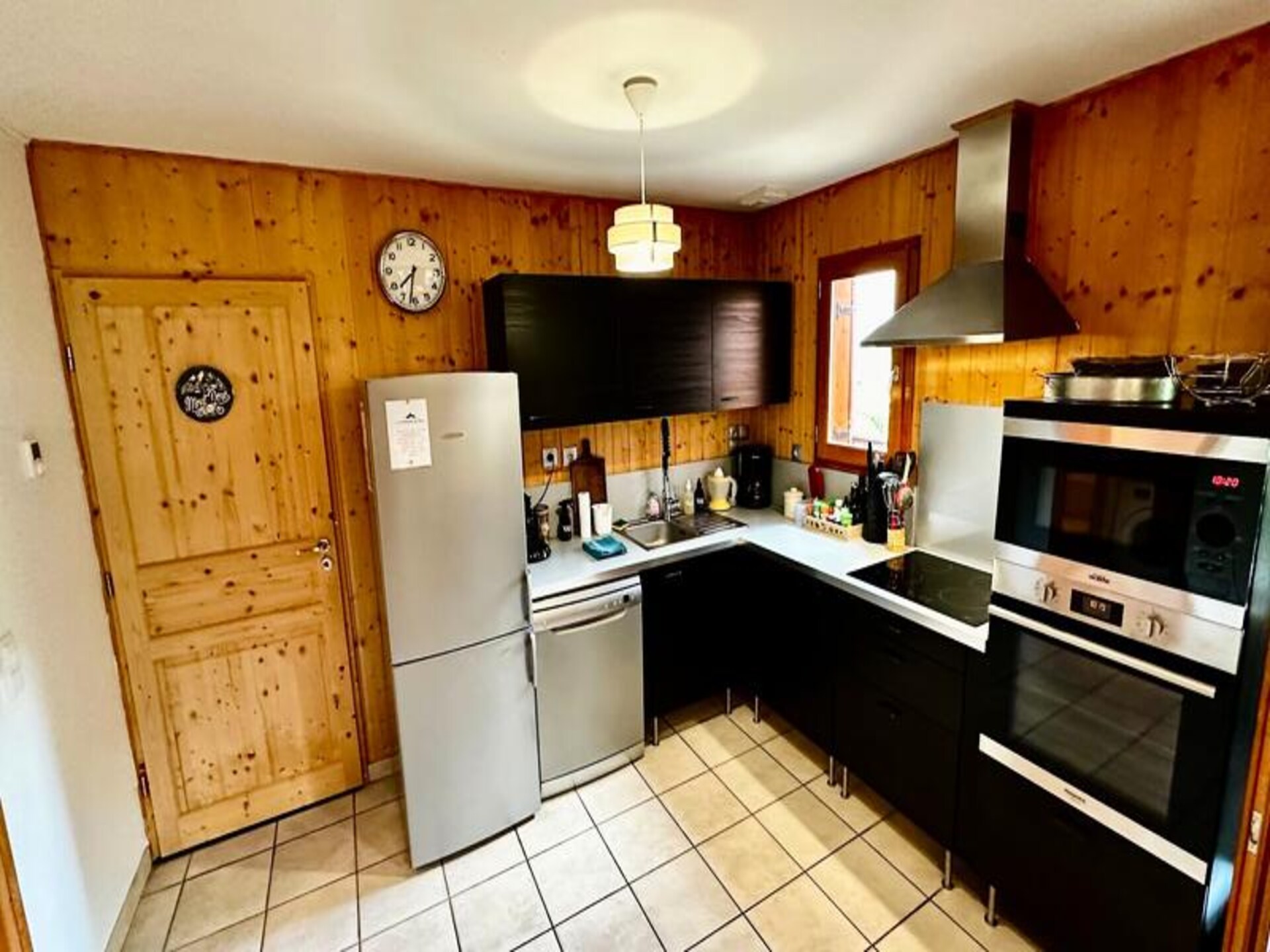 Ruim chalet voor 10 personen met uitzicht op de Monts Dore - foto 17
