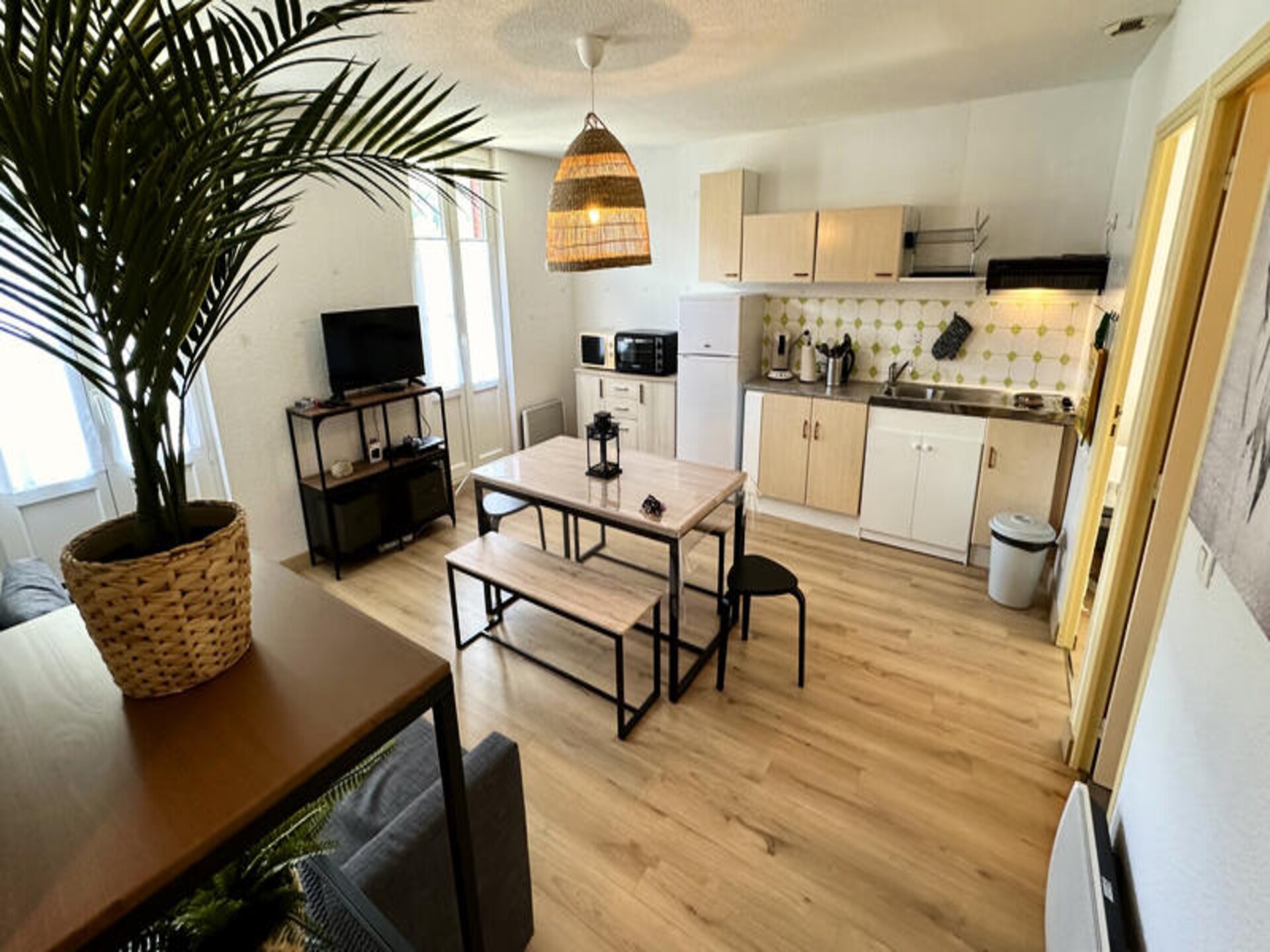 Licht appartement in Le Mont-Dore, vlakbij thermen en skipistes - foto 2