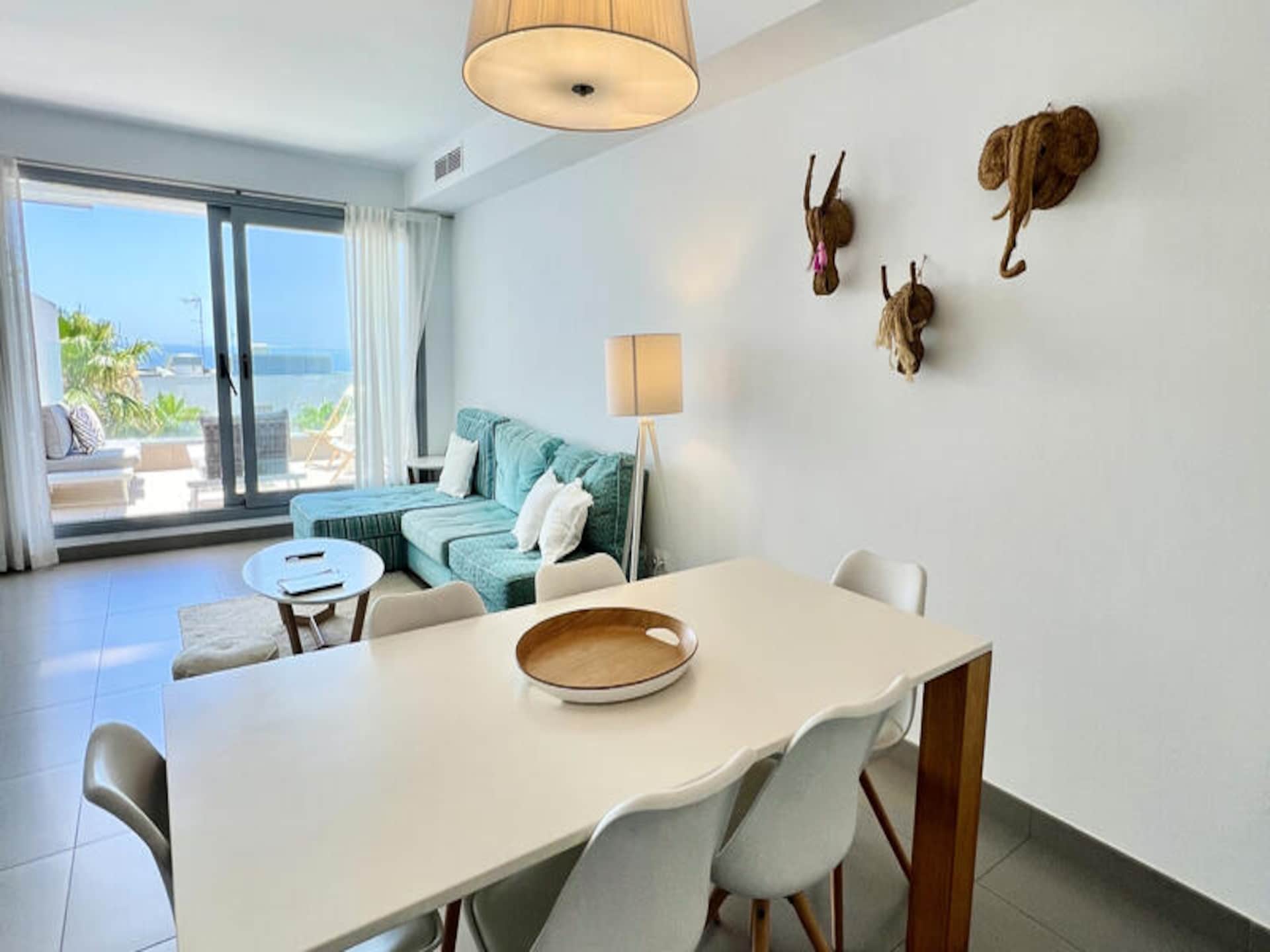 Luxe appartement in Cabopino met zeezicht en gedeeld zwembad voor 6 personen - foto 11