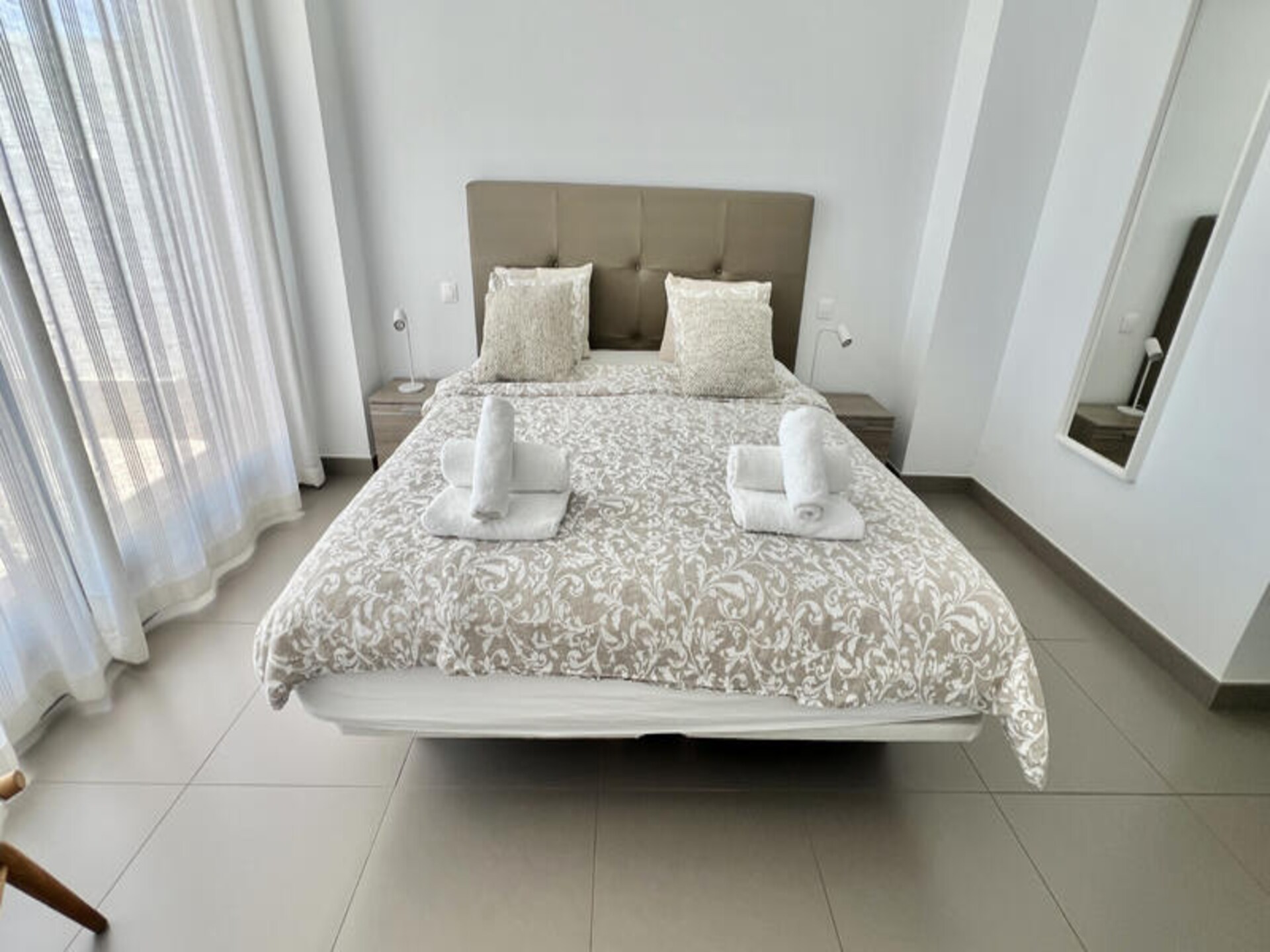 Luxe appartement in Cabopino met zeezicht en gedeeld zwembad voor 6 personen - foto 17
