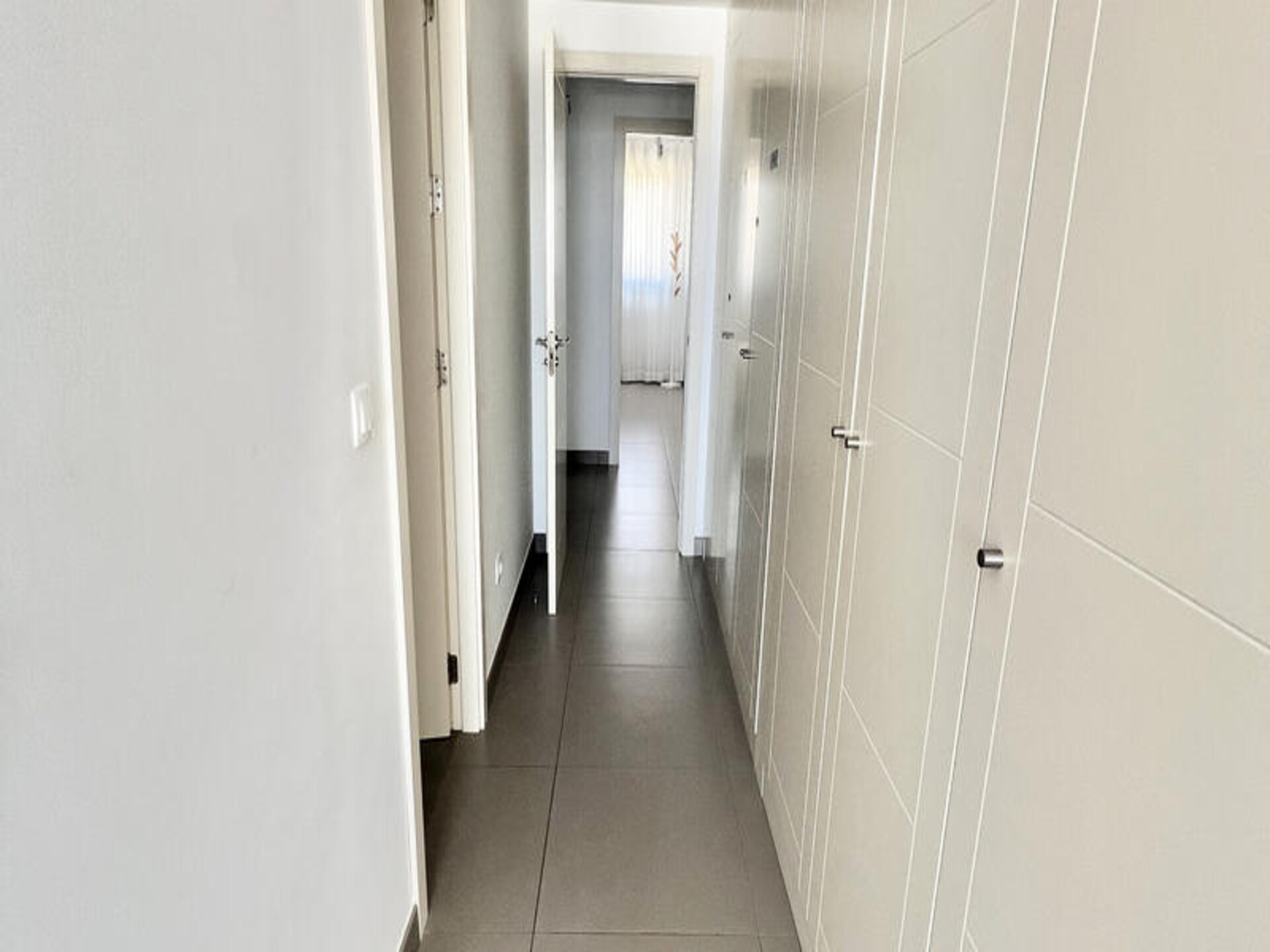 Luxe appartement in Cabopino met zeezicht en gedeeld zwembad voor 6 personen - foto 19