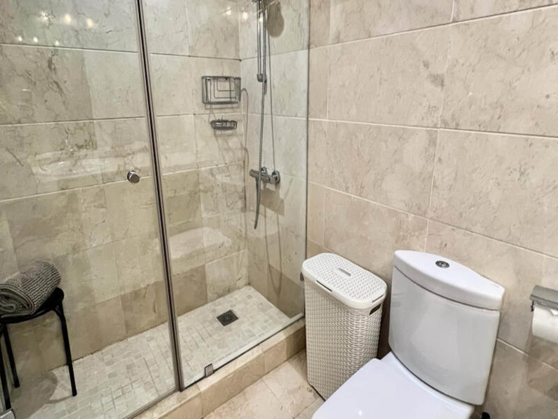 Licht appartement op 400 meter van het strand in Marbella met zwembad - foto 32