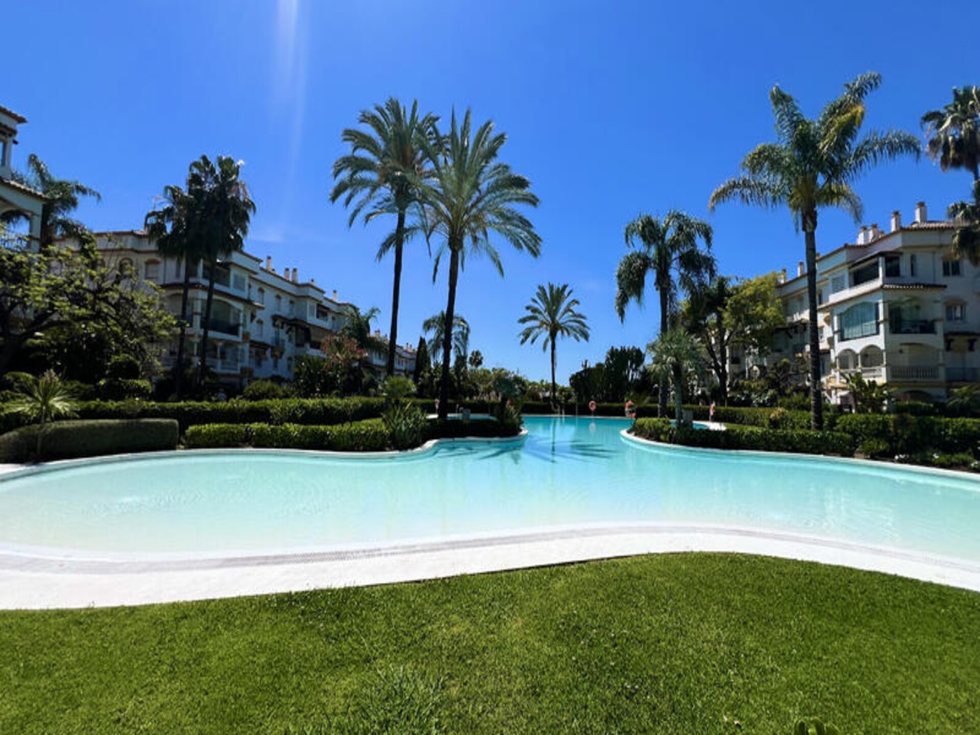 Licht appartement op 400 meter van het strand in Marbella met zwembad - foto 42