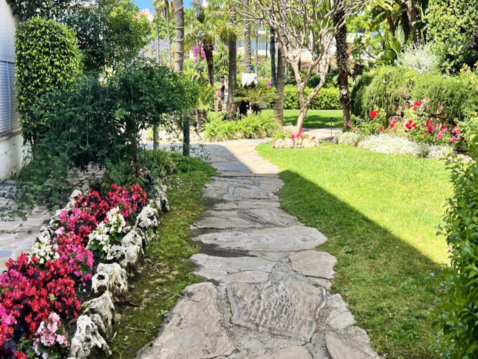 Licht appartement op 400 meter van het strand in Marbella met zwembad - foto 50